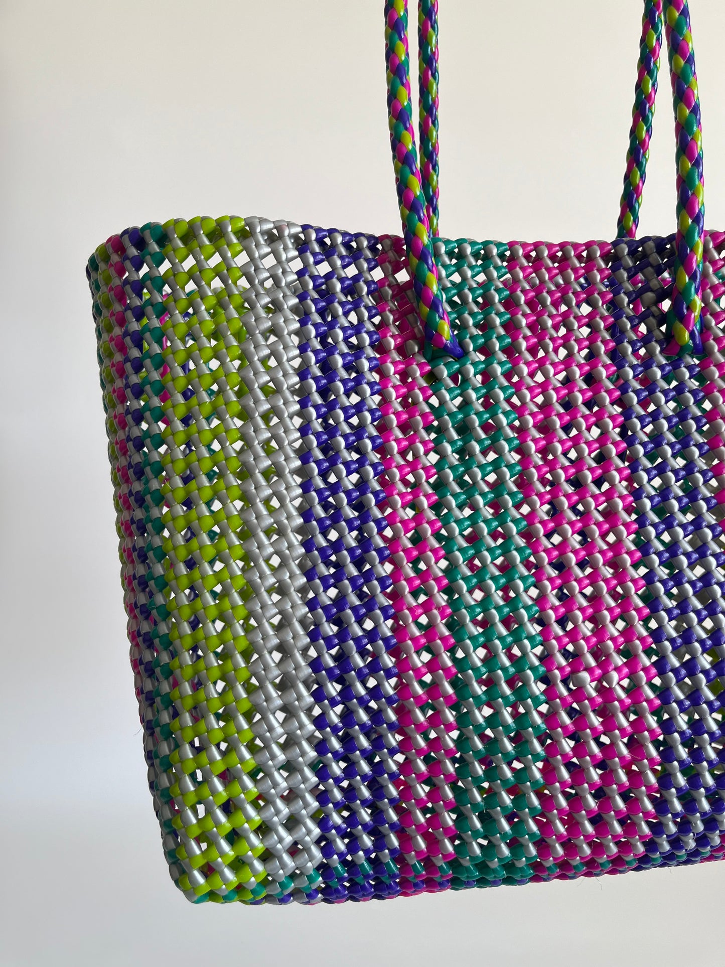 N°416L - SAC CABAS TRESSÉ MAIN - GRAND - multicolors