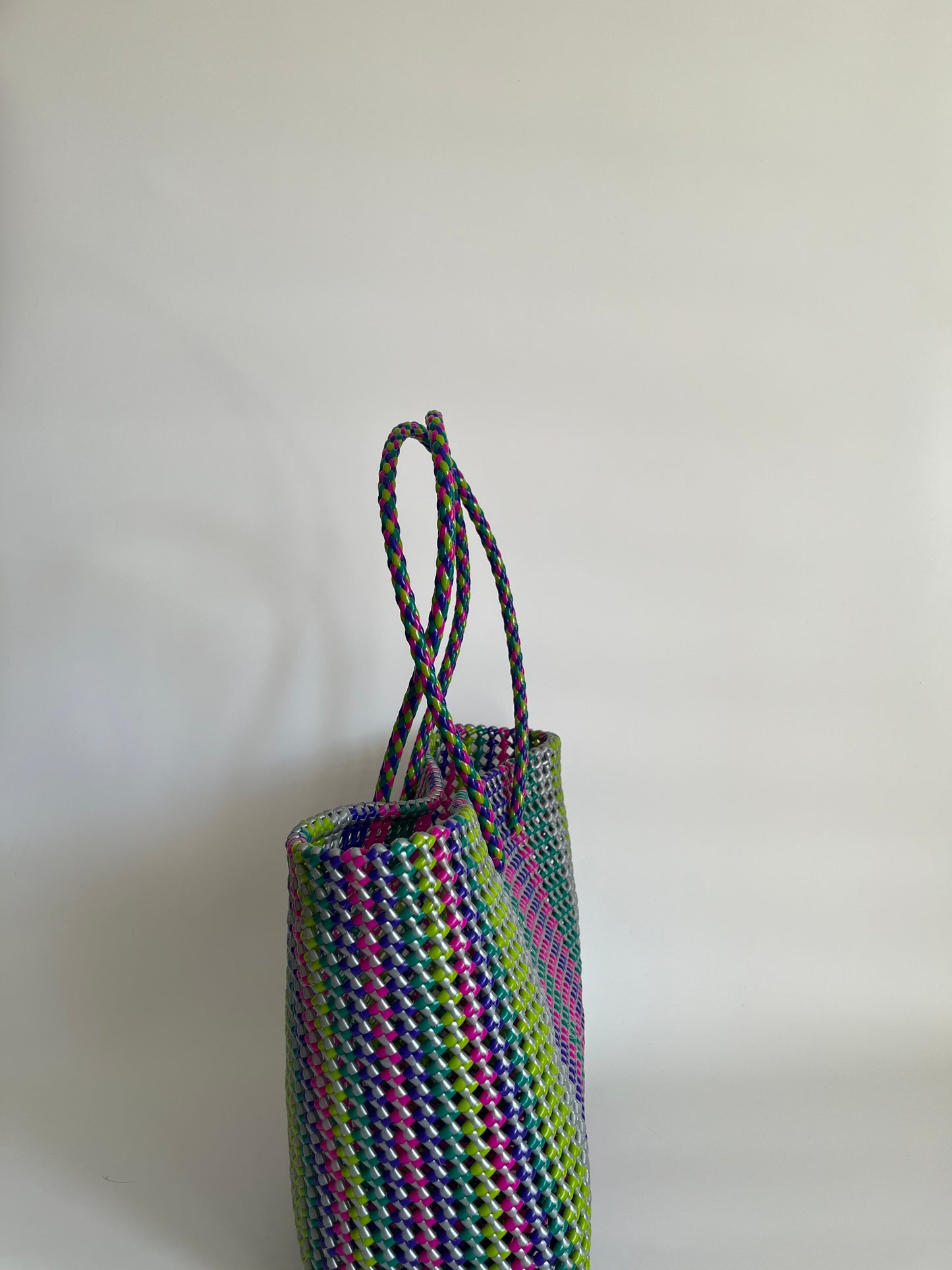 N°416L - SAC CABAS TRESSÉ MAIN - GRAND - multicolors