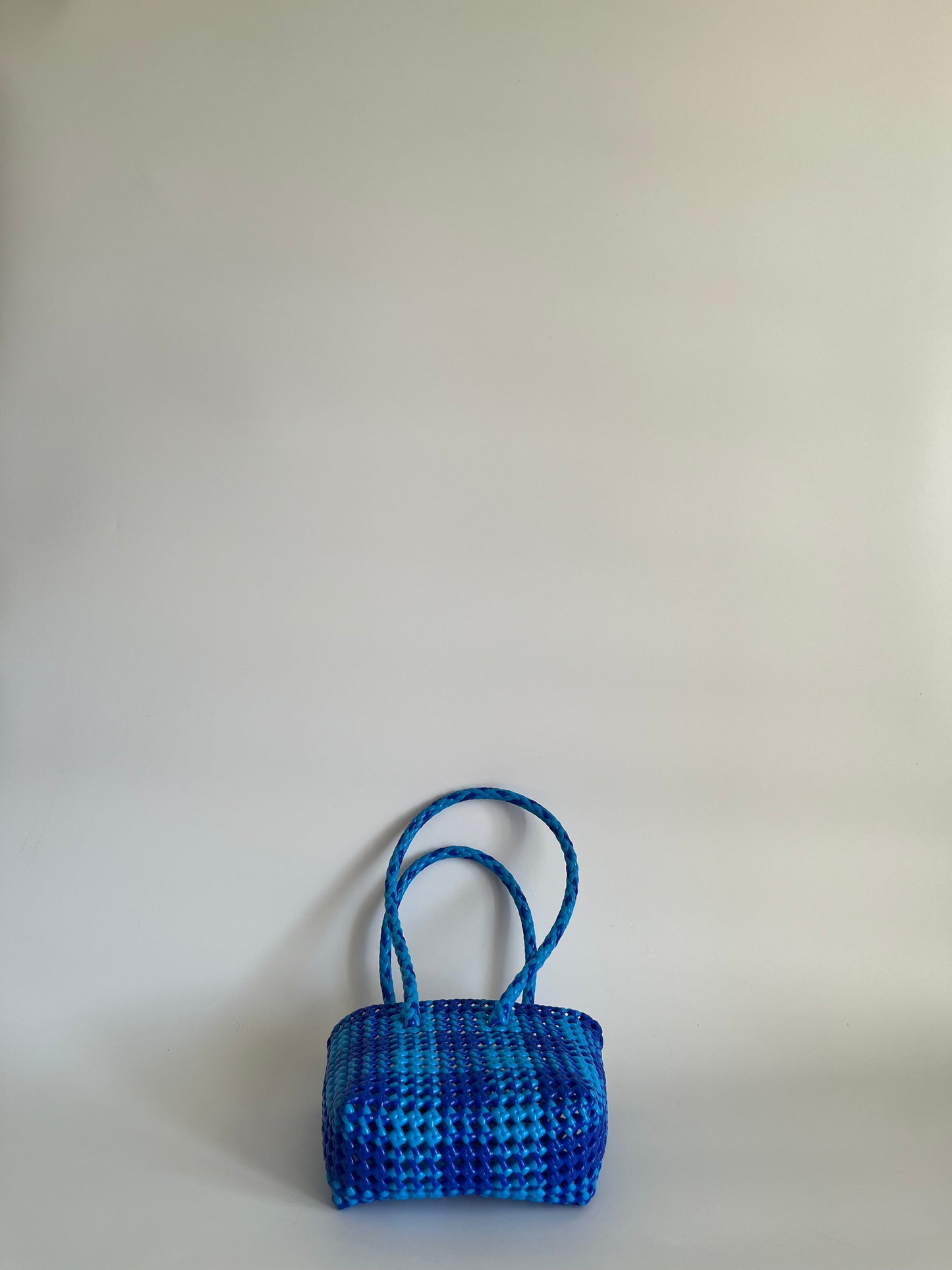 N°50XS - SAC CABAS TRESSÉ MAIN - MINI - bleu foncé & bleu clair
