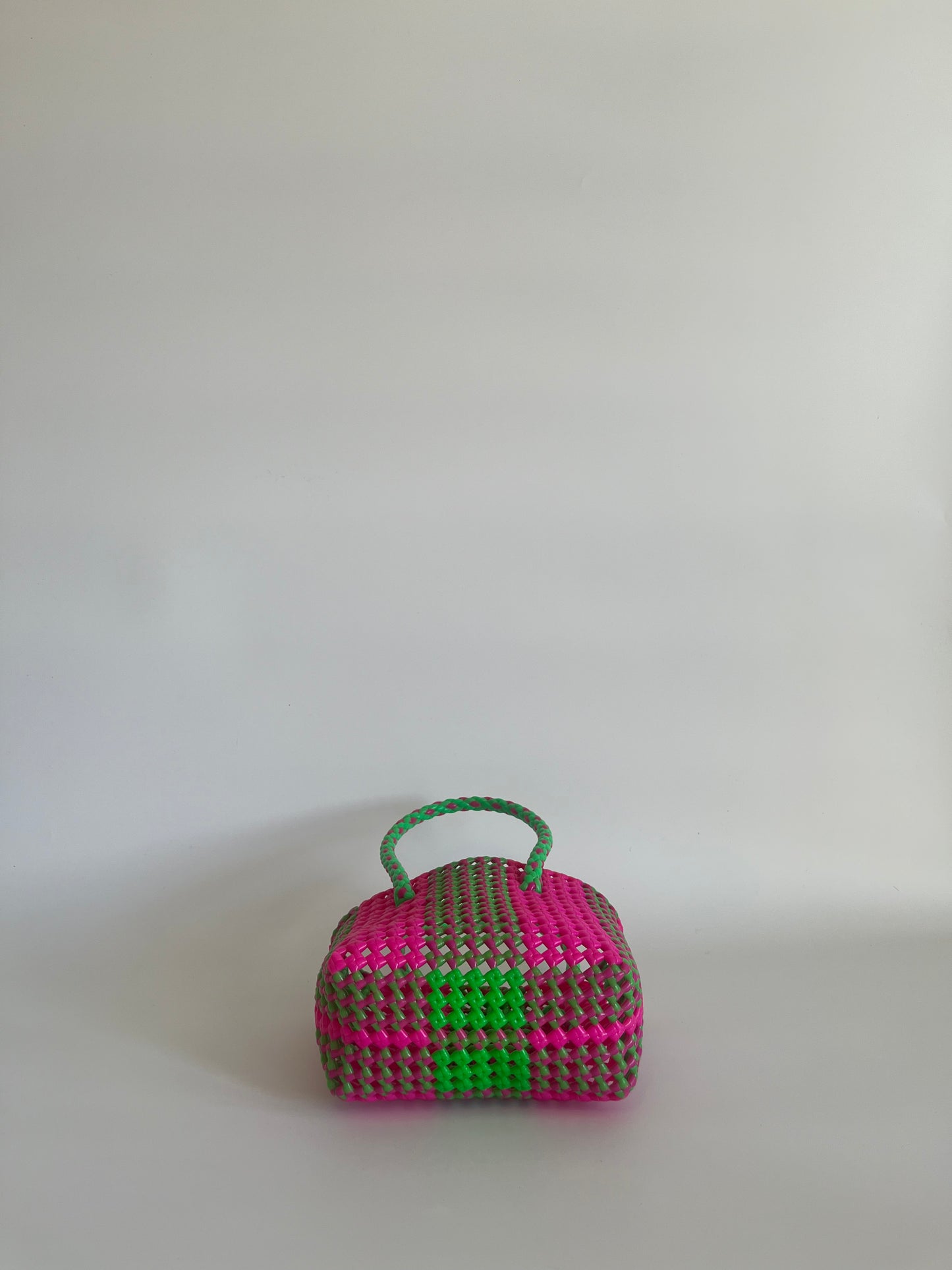 N°20XS bis - SAC CABAS TRESSÉ MAIN - MINI - rose fluo & vert fluo
