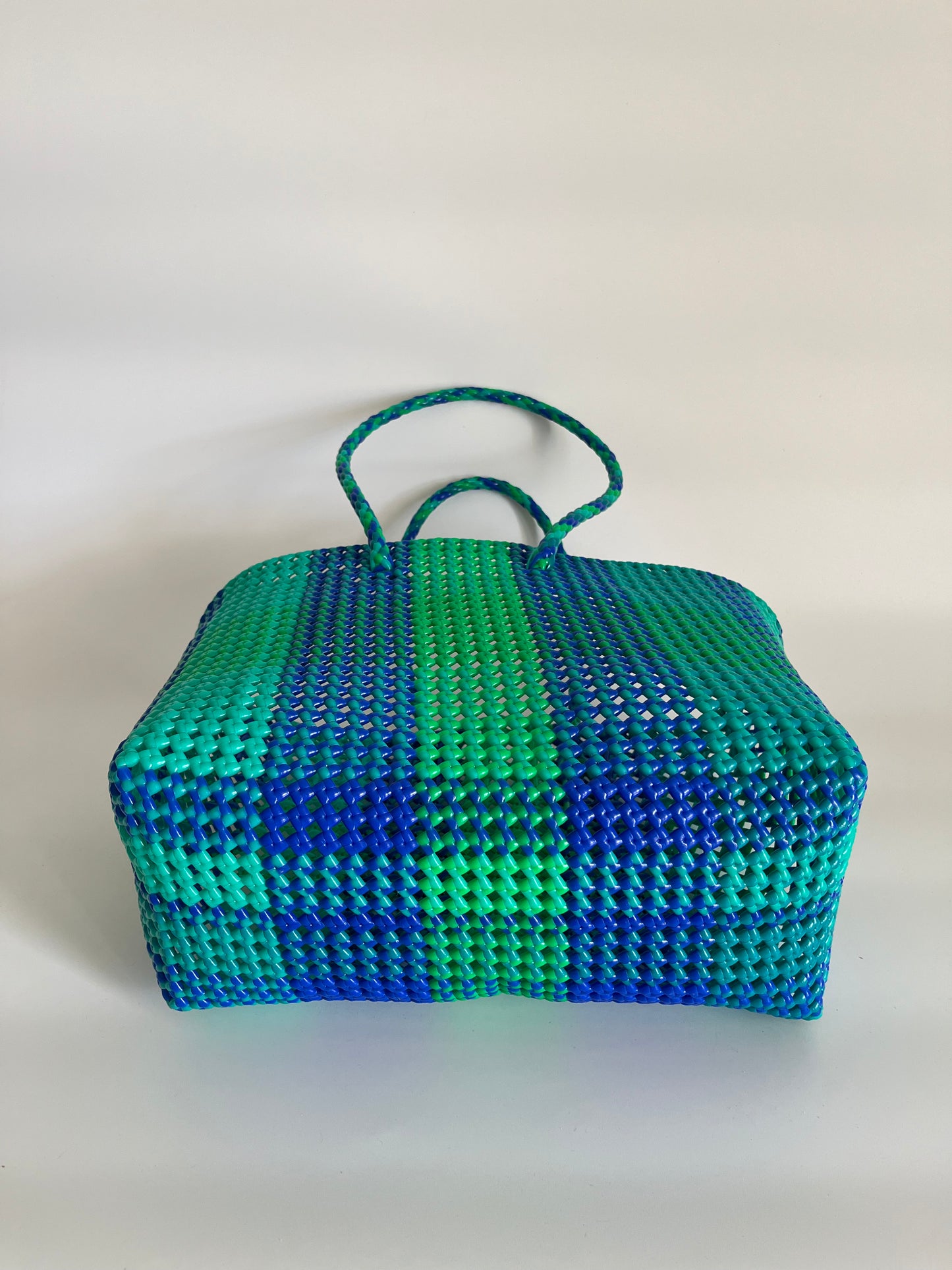 N°368L - SAC CABAS TRESSÉ MAIN - GRAND - multicolors