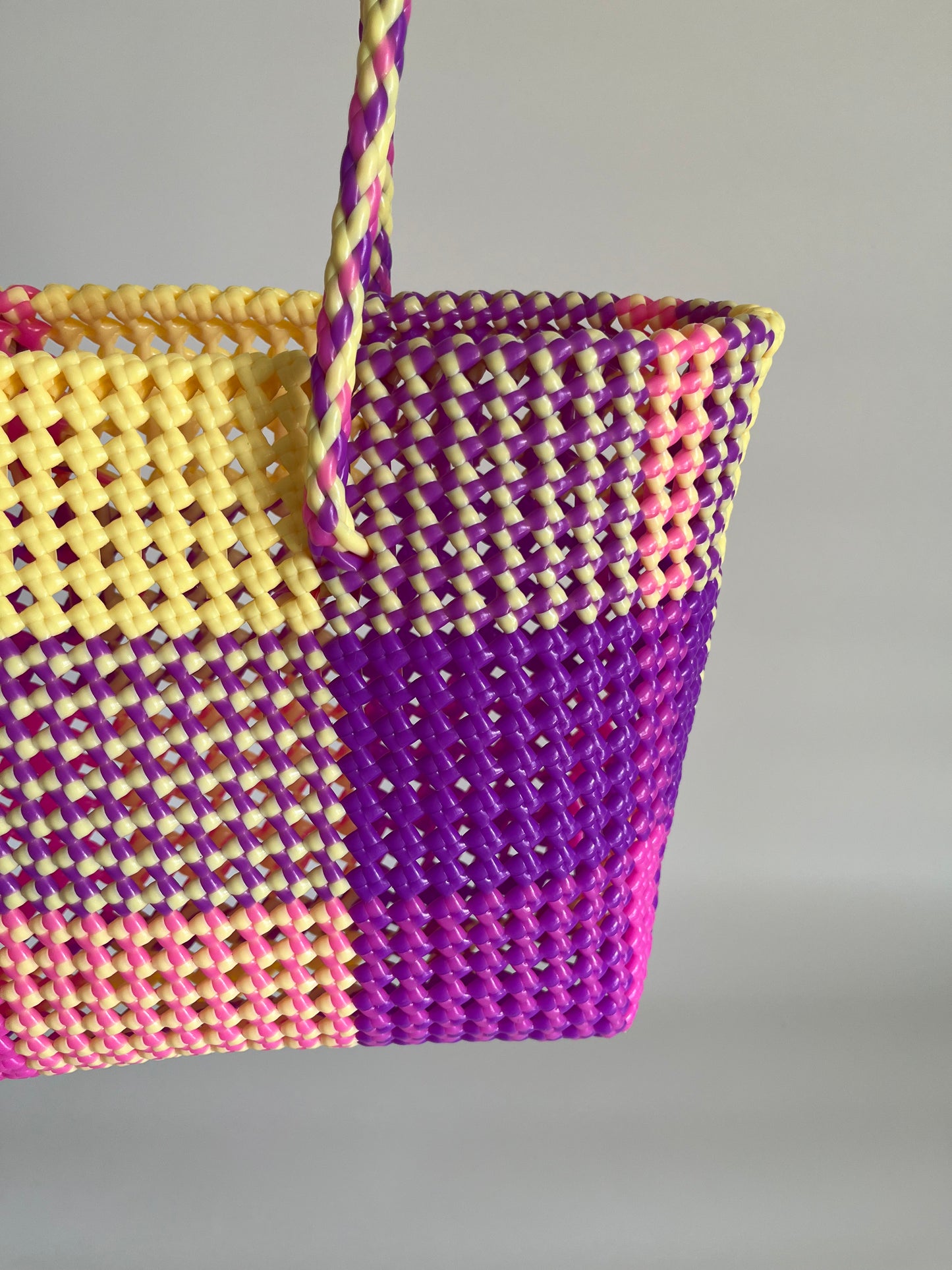 N°490M - SAC CABAS TRESSÉ MAIN - MOYEN - multicolors