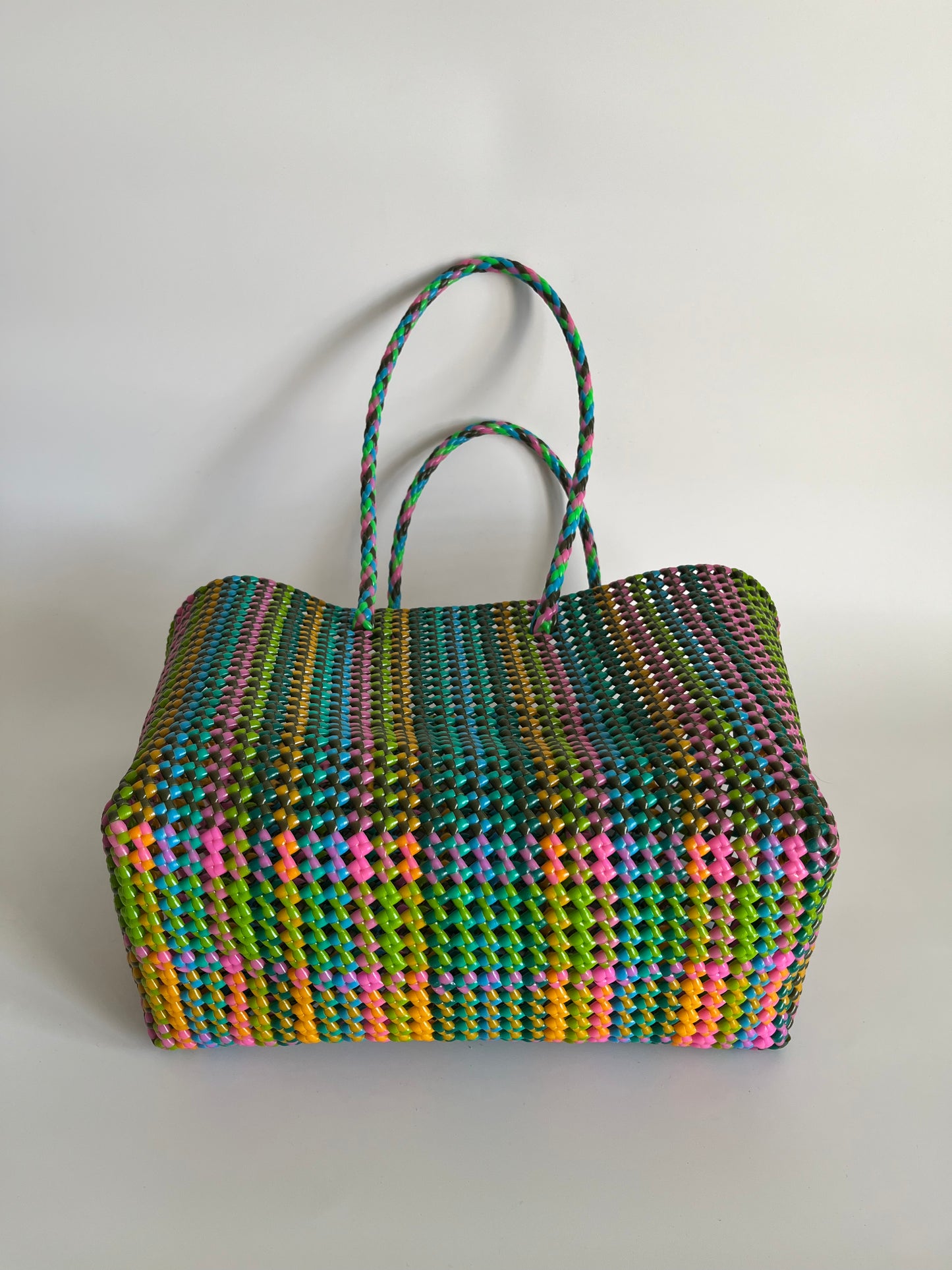 N°487L - SAC CABAS TRESSÉ MAIN - GRAND - multicolors