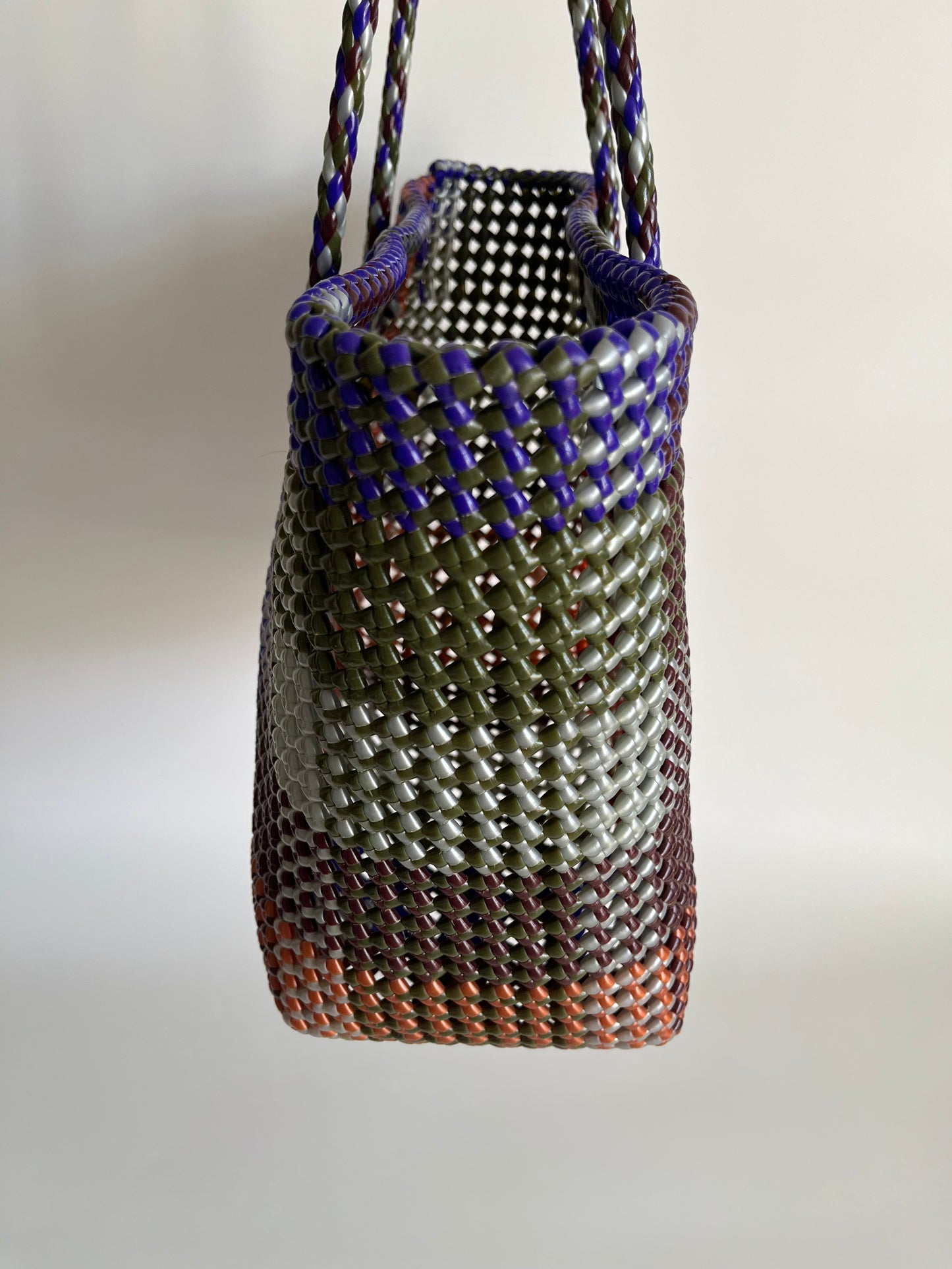 N°486L - SAC CABAS TRESSÉ MAIN - GRAND - multicolors