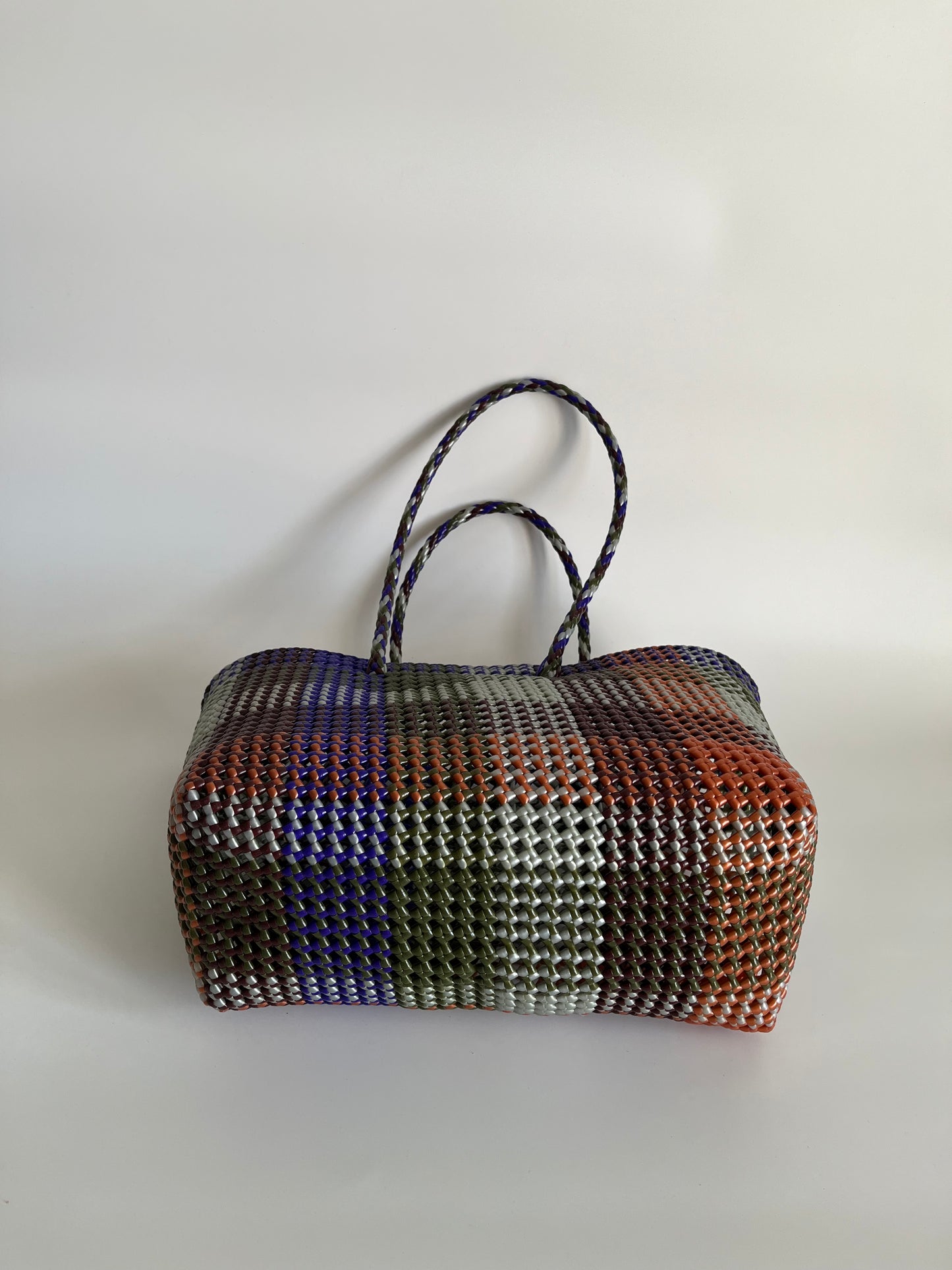 N°486L - SAC CABAS TRESSÉ MAIN - GRAND - multicolors