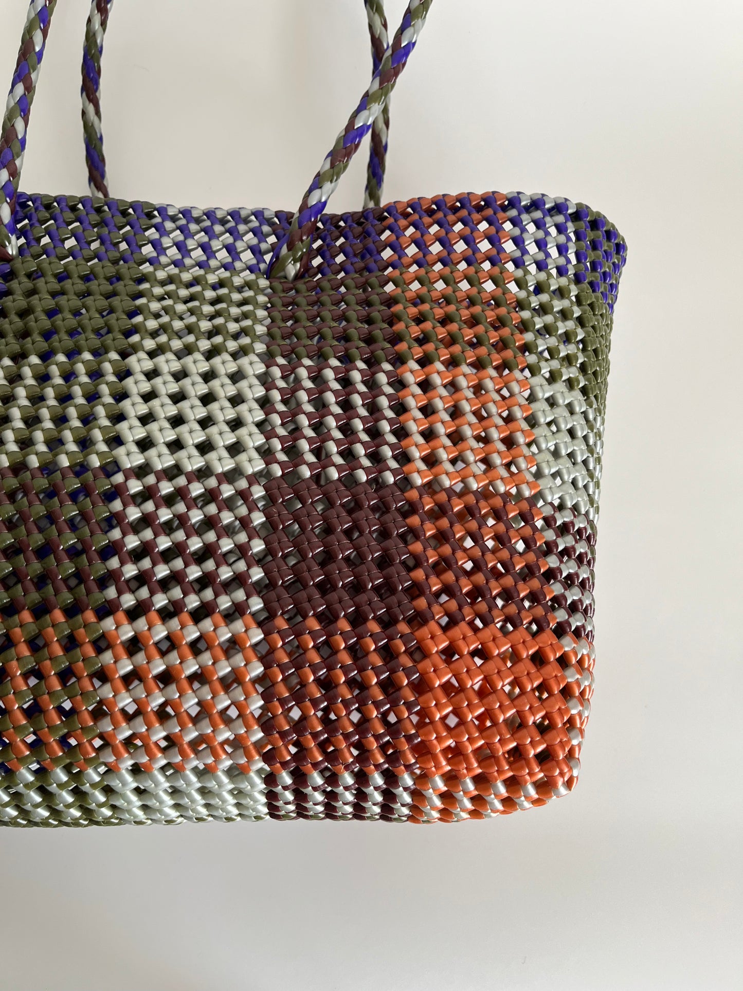 N°486L - SAC CABAS TRESSÉ MAIN - GRAND - multicolors