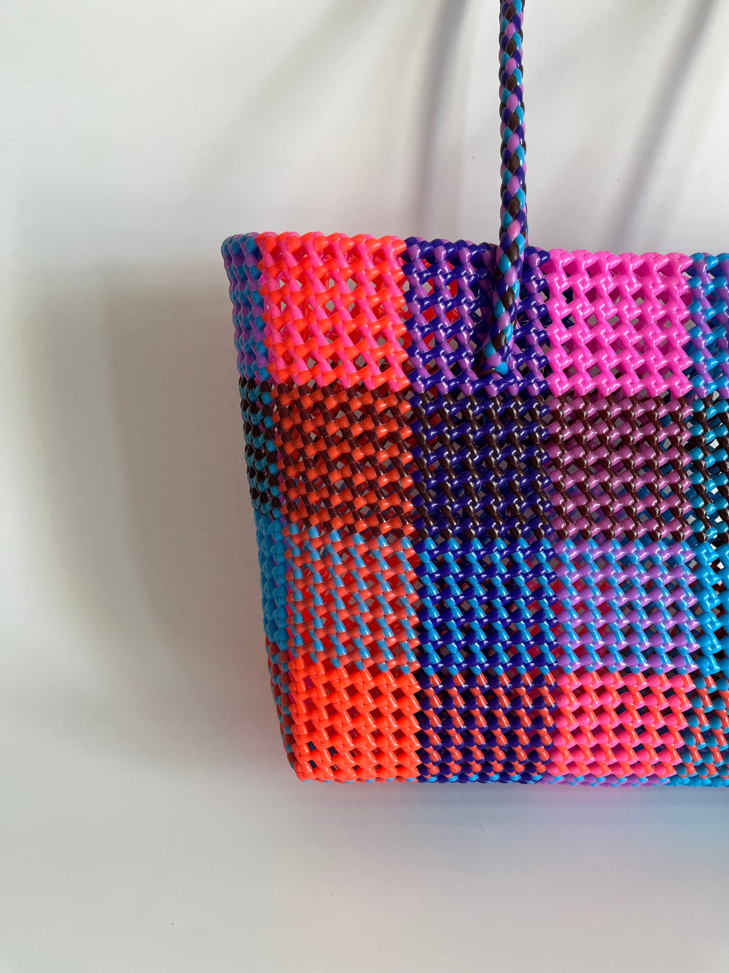 N°485L - SAC CABAS TRESSÉ MAIN - GRAND - multicolors
