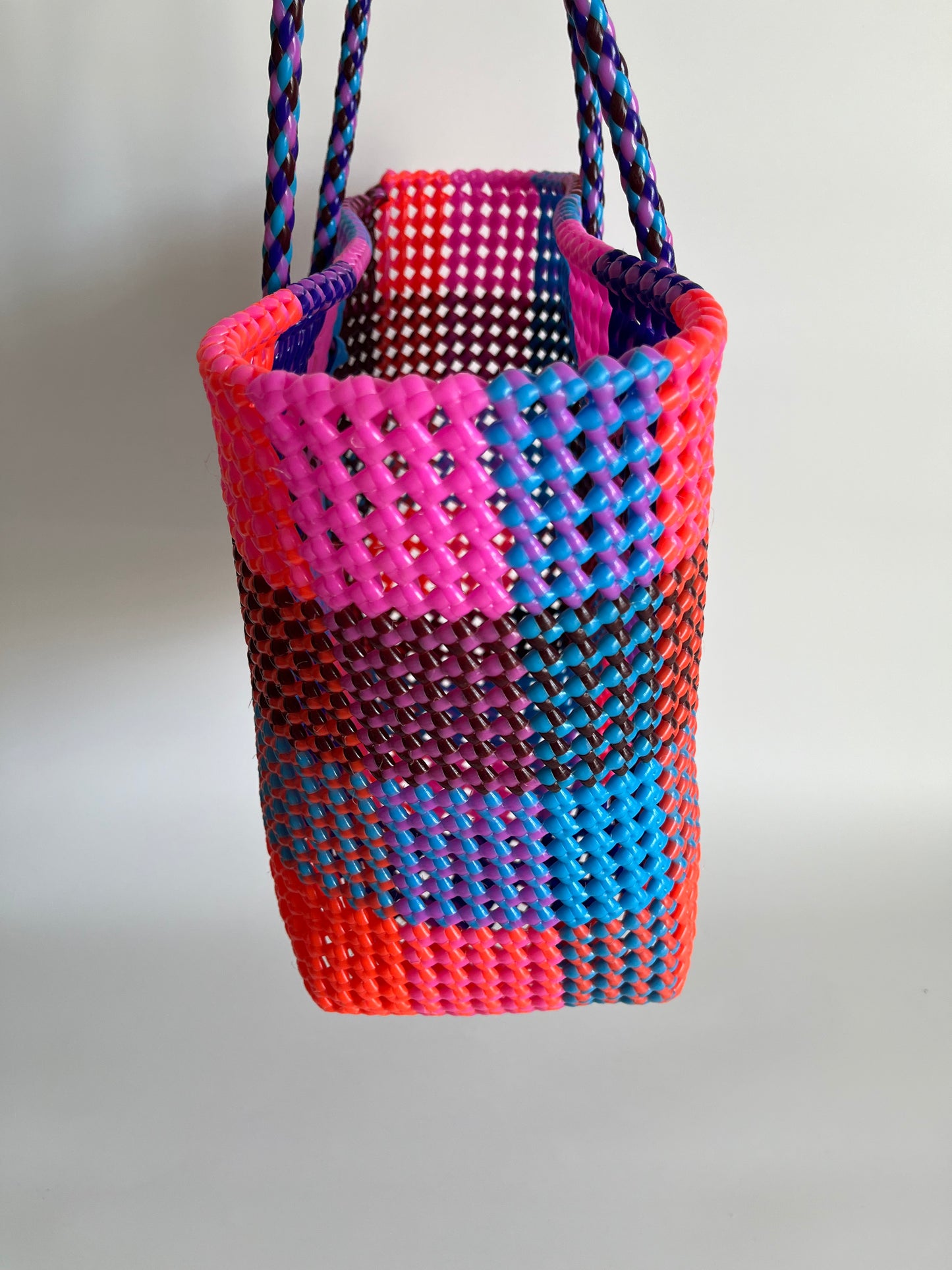N°485L - SAC CABAS TRESSÉ MAIN - GRAND - multicolors
