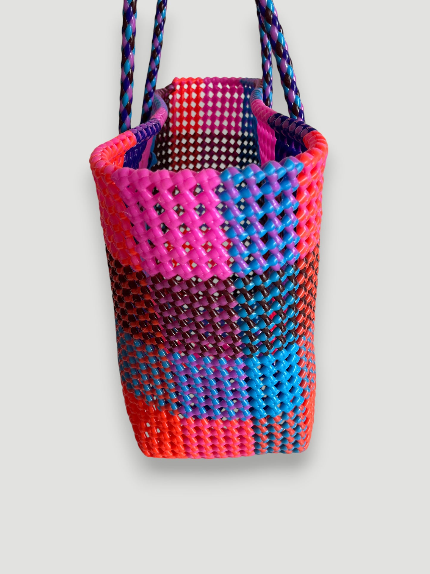 N°485L - SAC PANIER TRESSÉ MAIN - GRAND - multicolors
