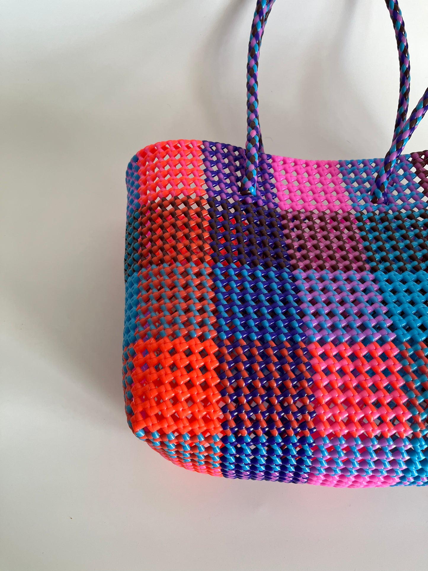N°485L - SAC CABAS TRESSÉ MAIN - GRAND - multicolors