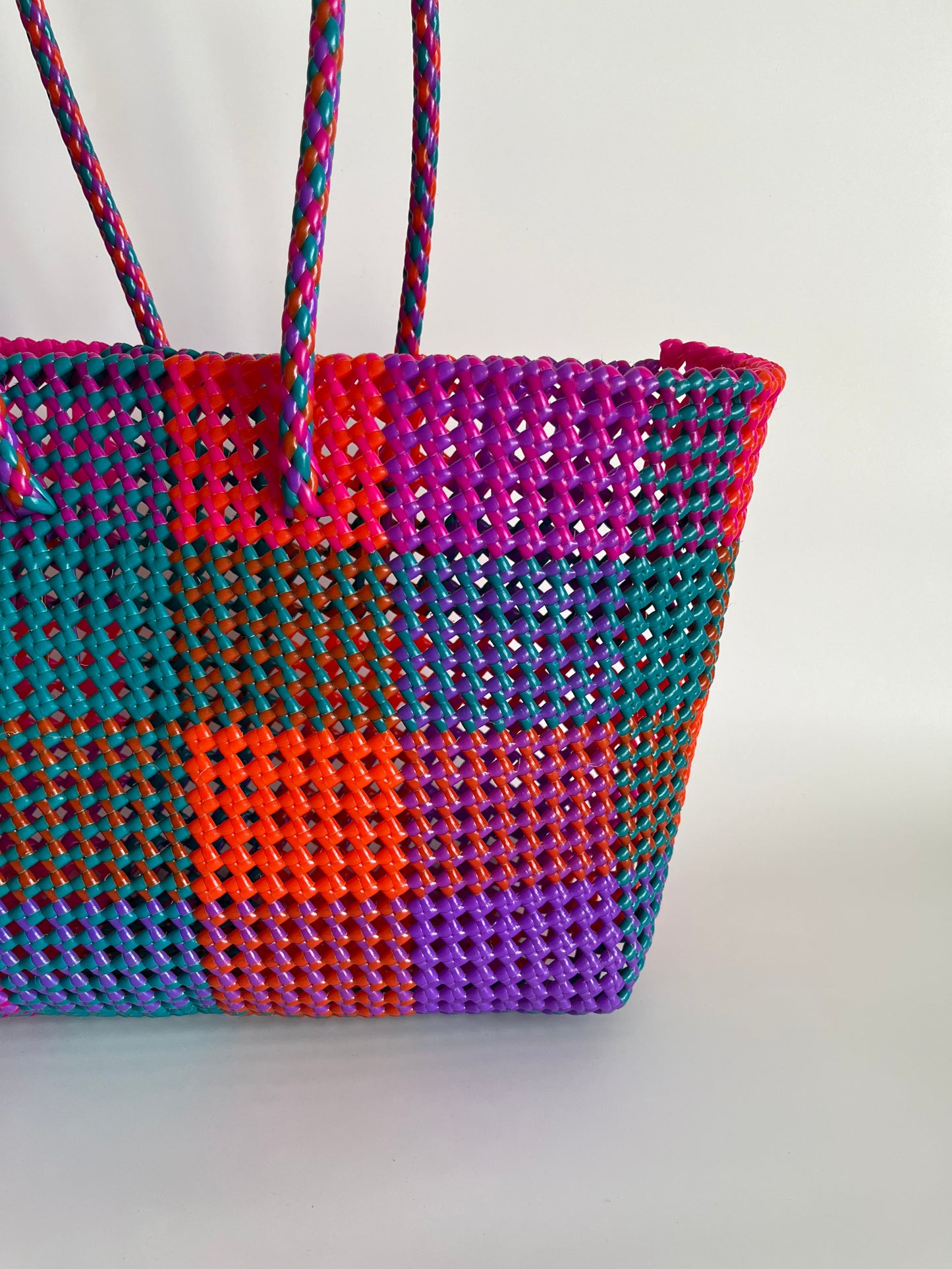 N°483L - SAC CABAS TRESSÉ MAIN - GRAND - multicolors