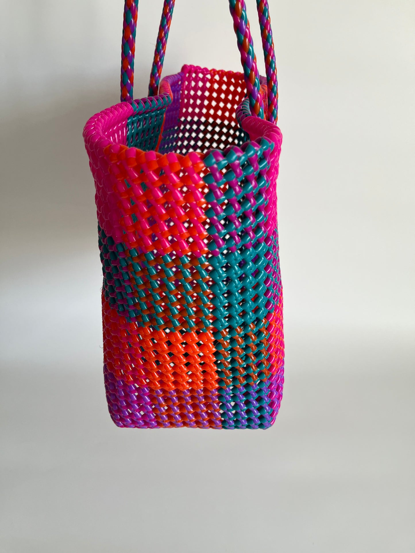 N°483L - SAC CABAS TRESSÉ MAIN - GRAND - multicolors