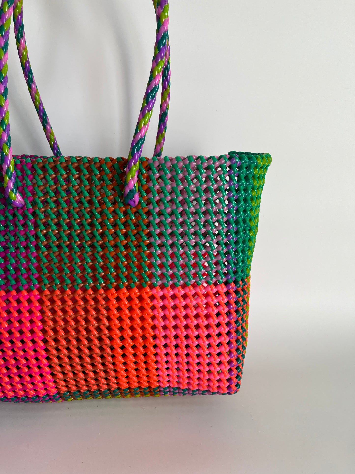 N°480L - SAC CABAS TRESSÉ MAIN - GRAND - multicolors
