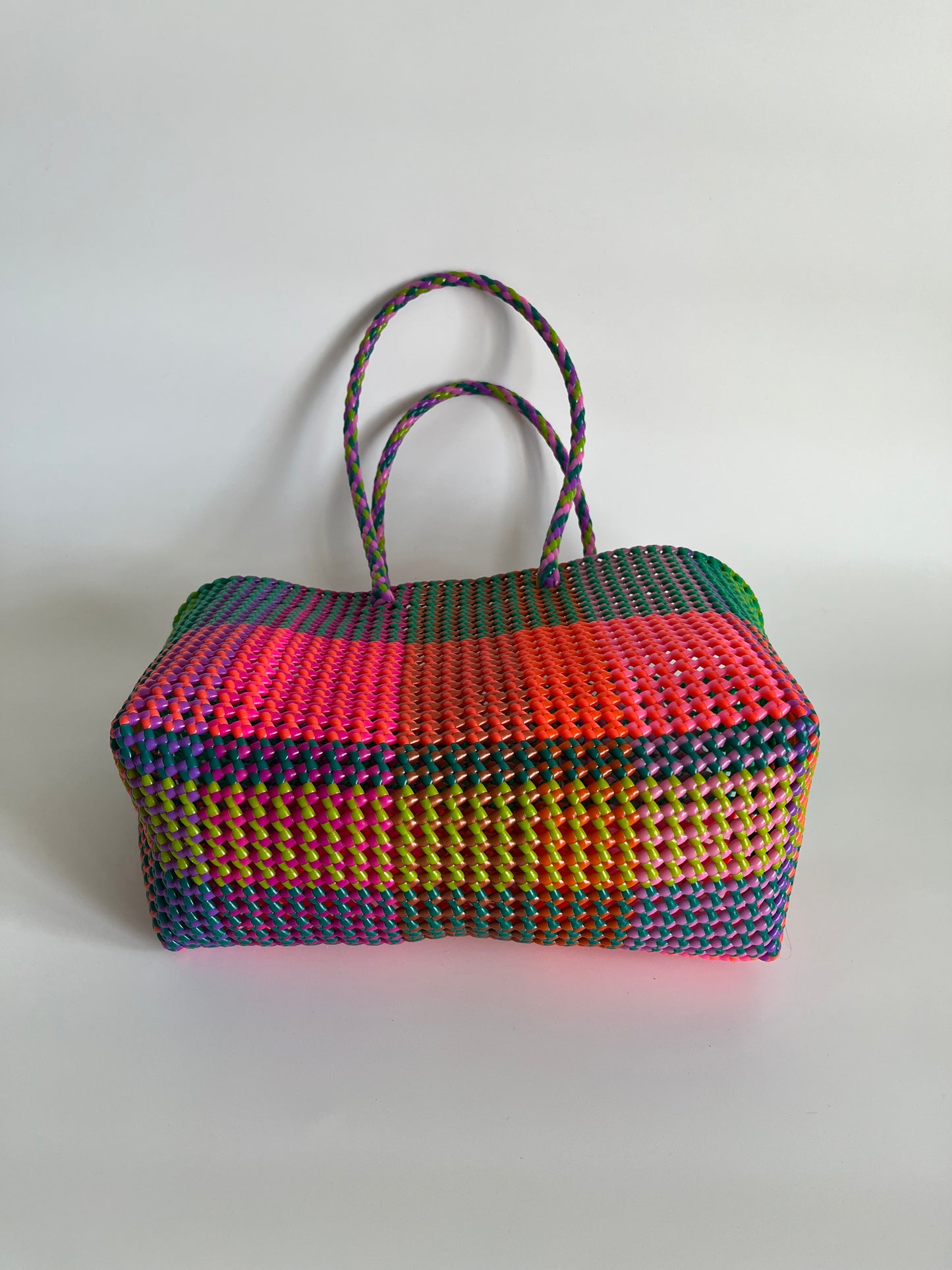 N°480L - SAC CABAS TRESSÉ MAIN - GRAND - multicolors