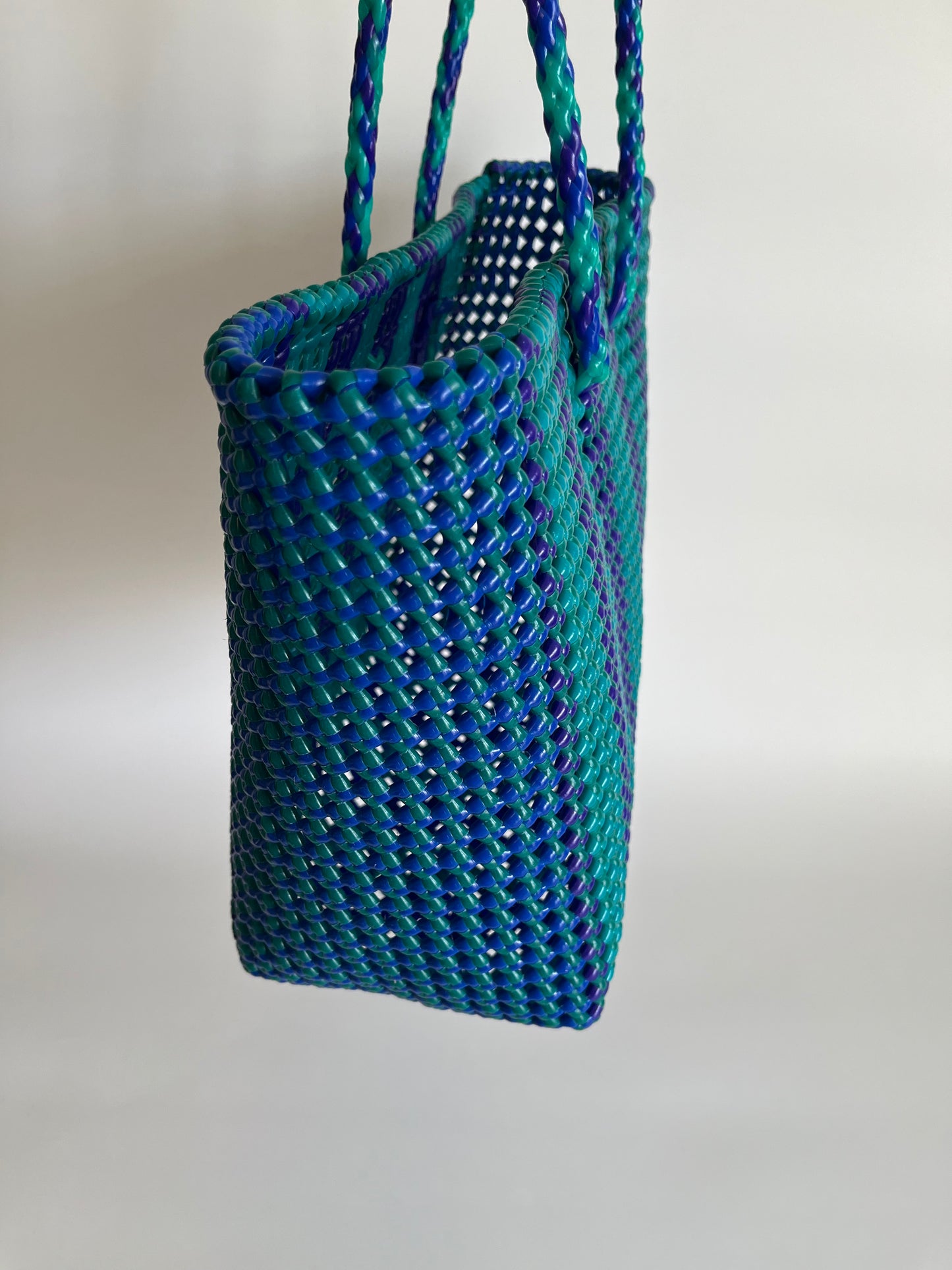 N°479L - SAC CABAS TRESSÉ MAIN - GRAND - multicolors