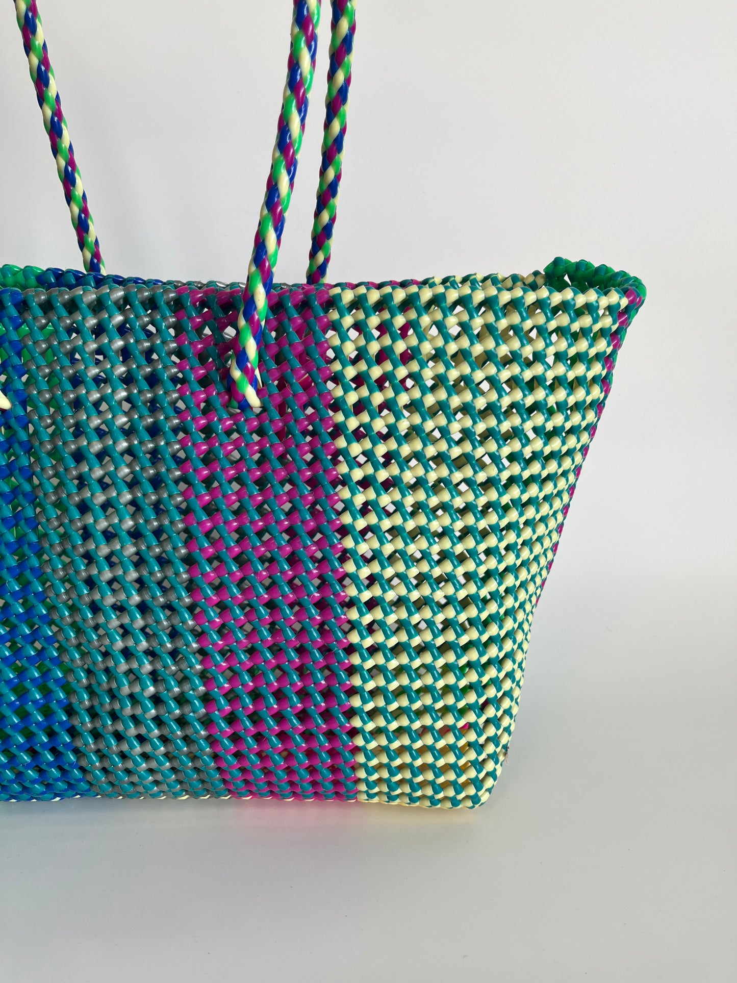 N°477L - SAC CABAS TRESSÉ MAIN - GRAND - multicolors
