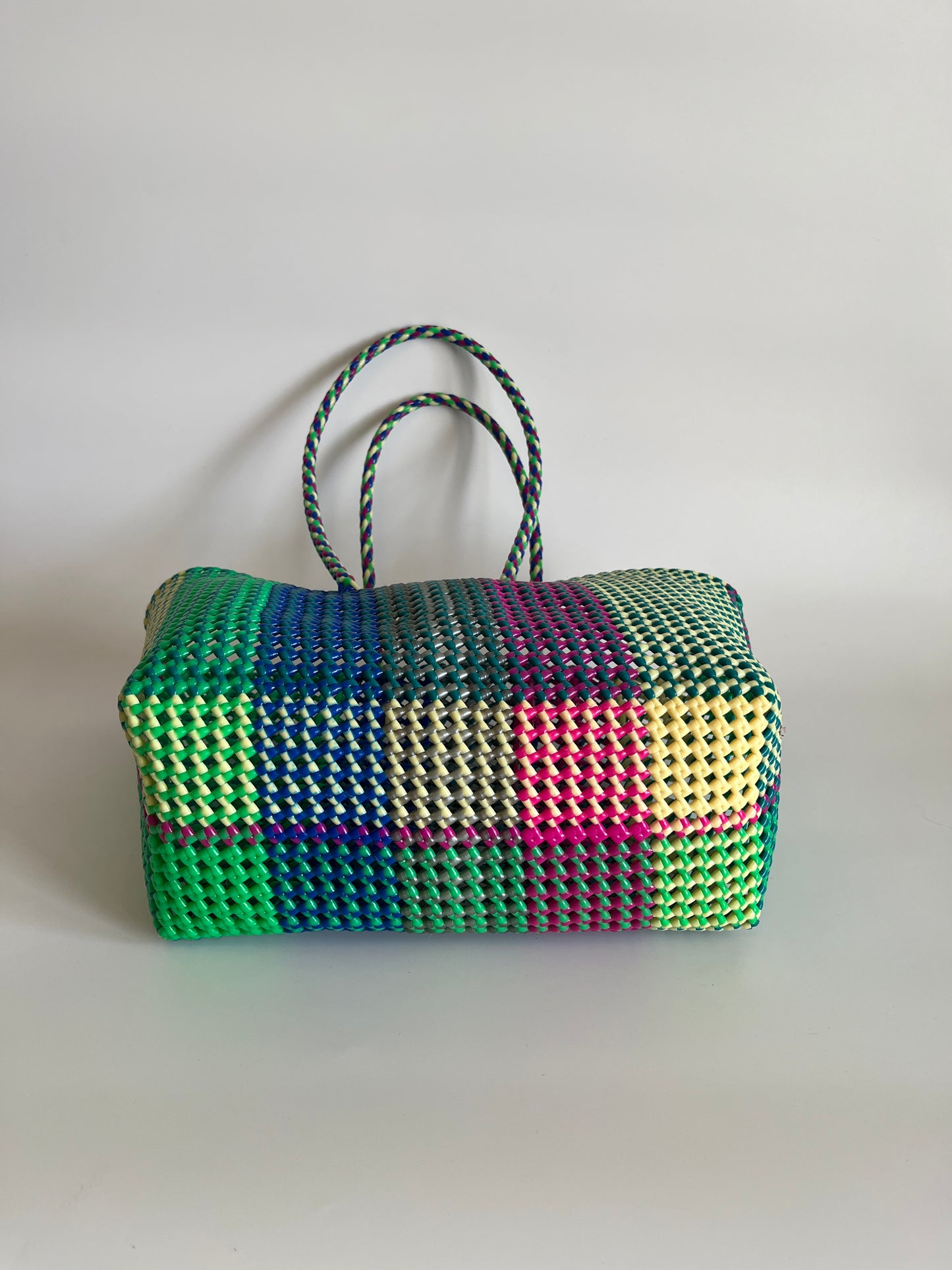 N°477L - SAC CABAS TRESSÉ MAIN - GRAND - multicolors