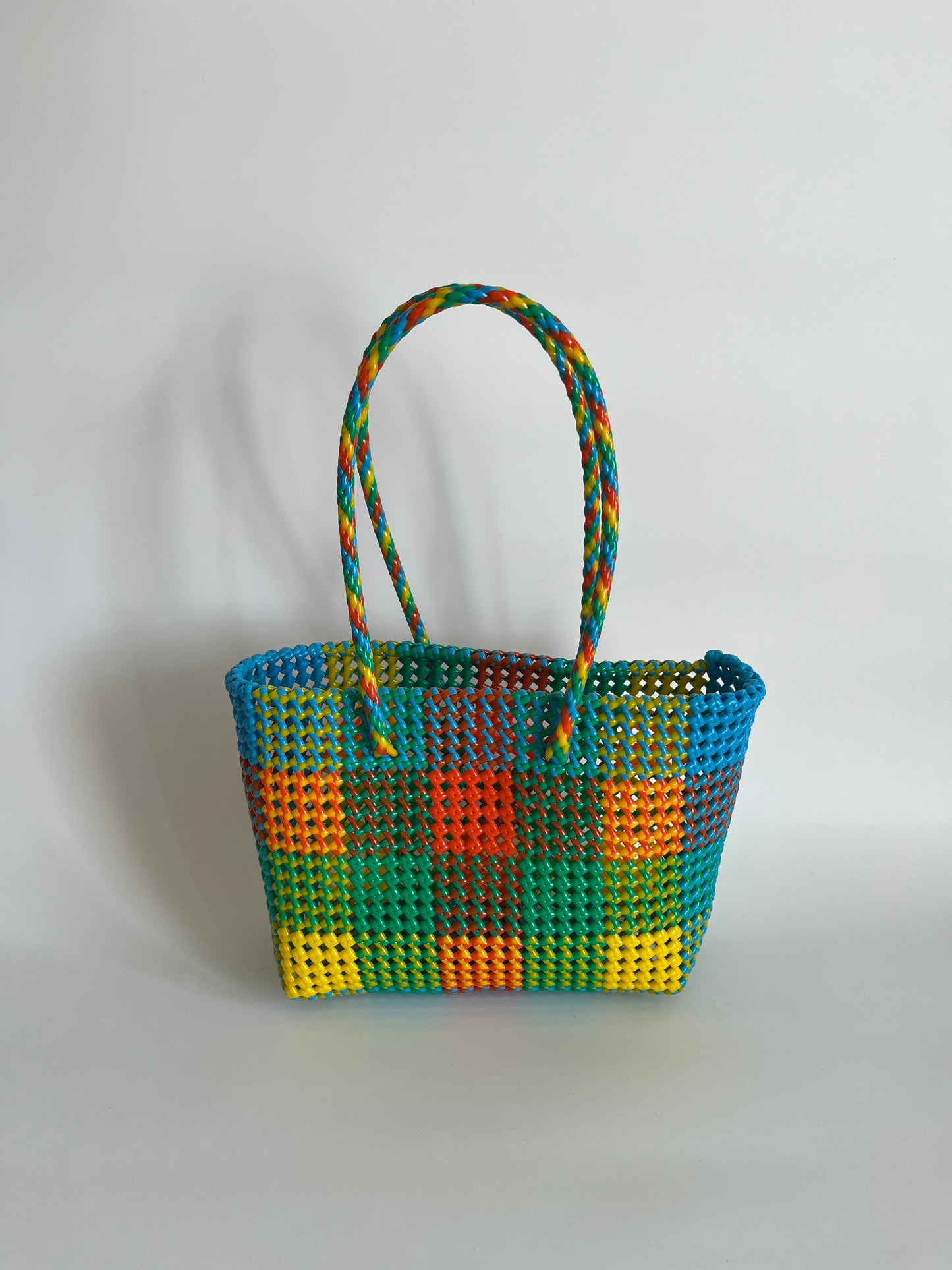 N°473M - SAC CABAS TRESSÉ MAIN - MOYEN - multicolors