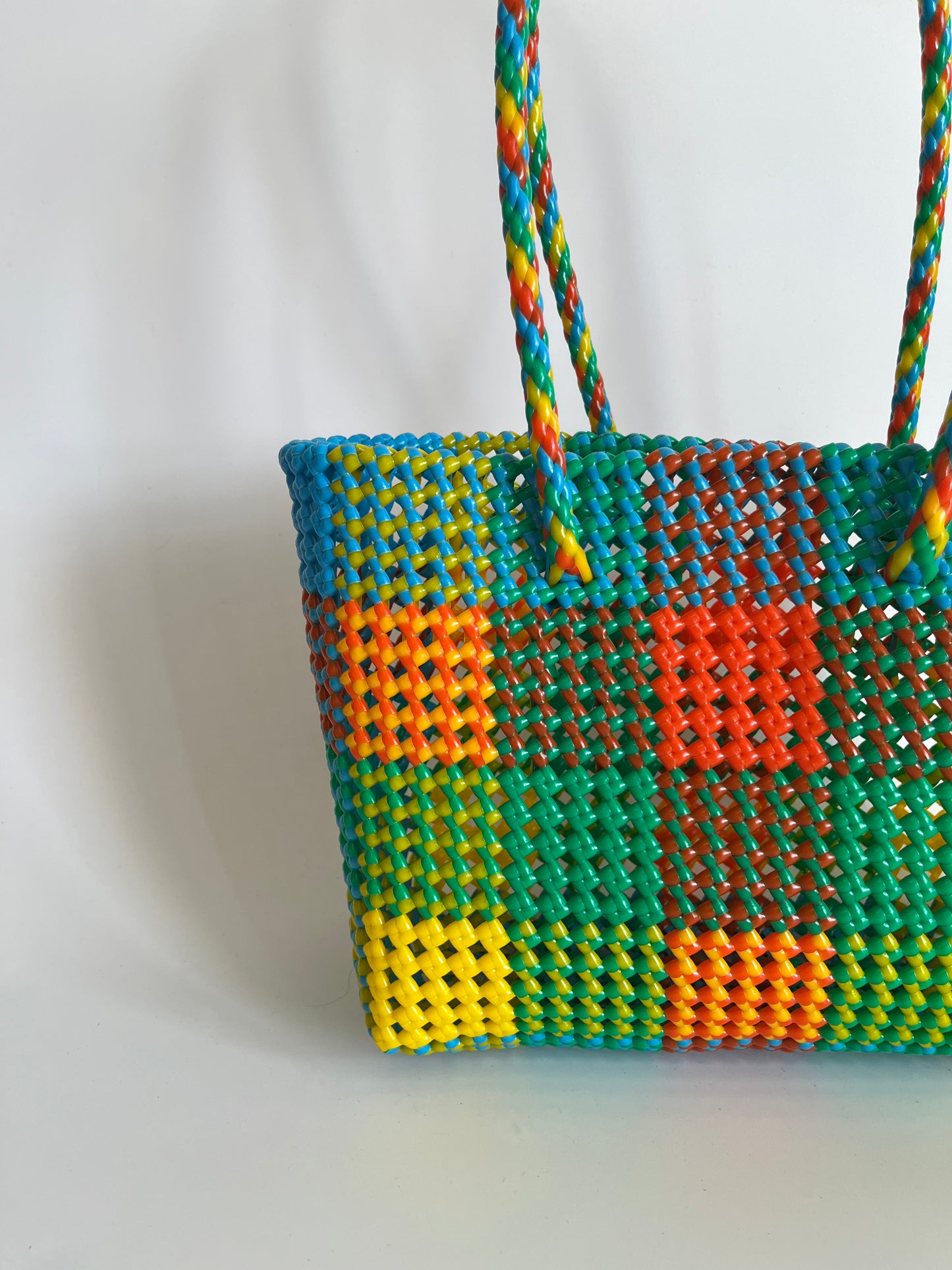 N°473M - SAC CABAS TRESSÉ MAIN - MOYEN - multicolors