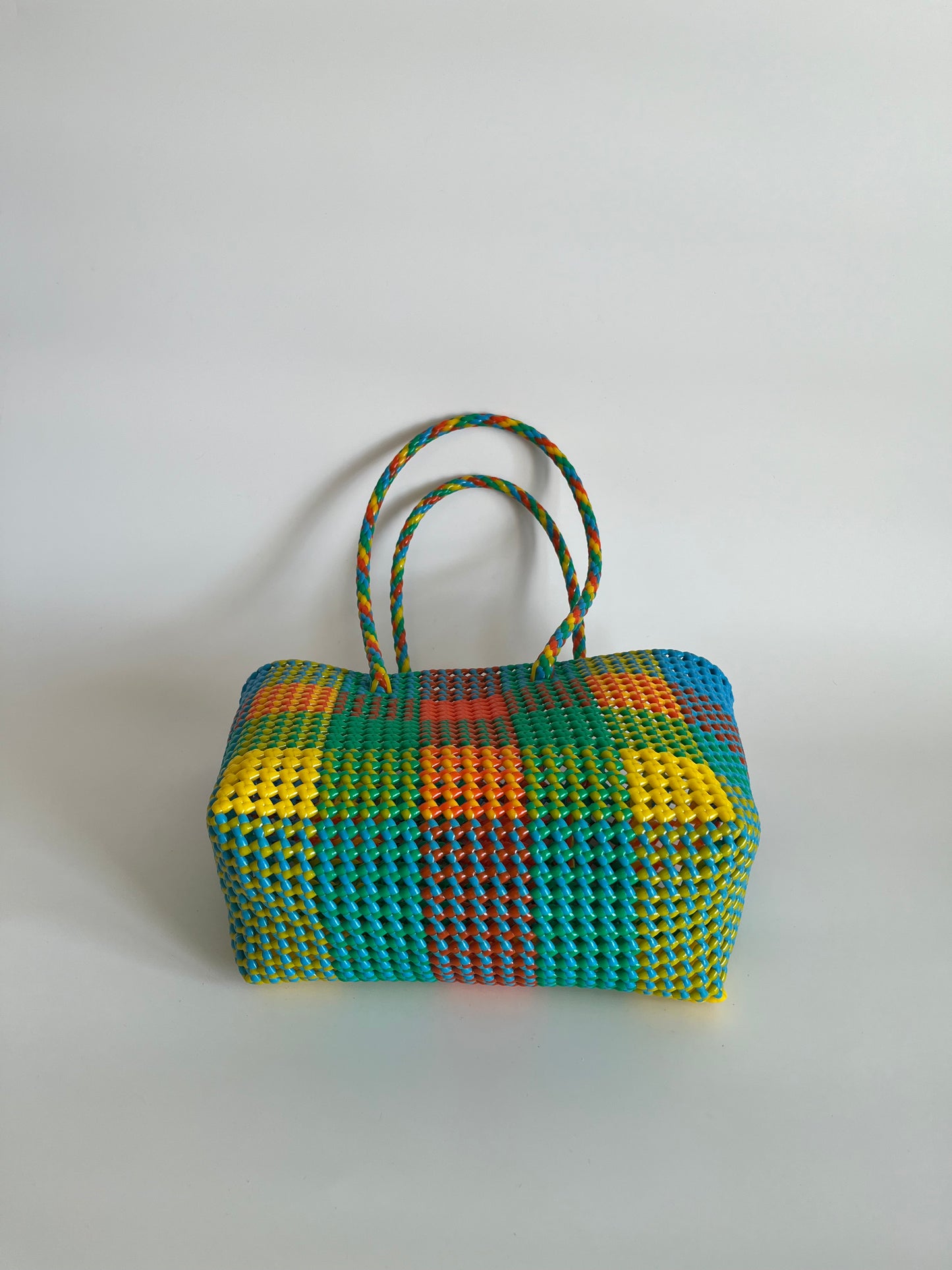 N°473M - SAC CABAS TRESSÉ MAIN - MOYEN - multicolors