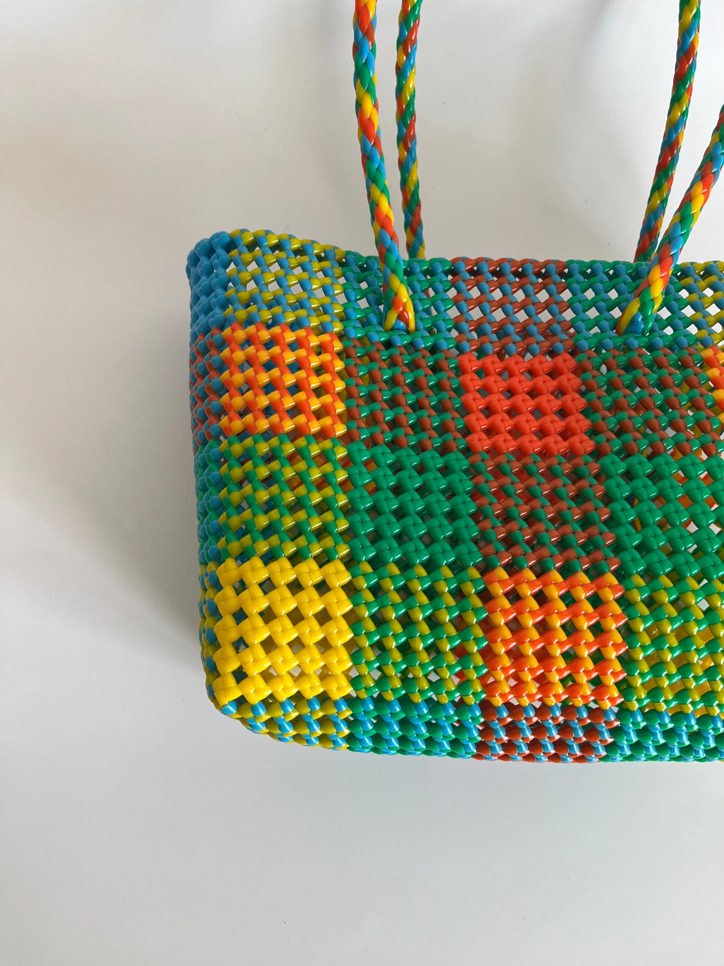 N°473M - SAC CABAS TRESSÉ MAIN - MOYEN - multicolors