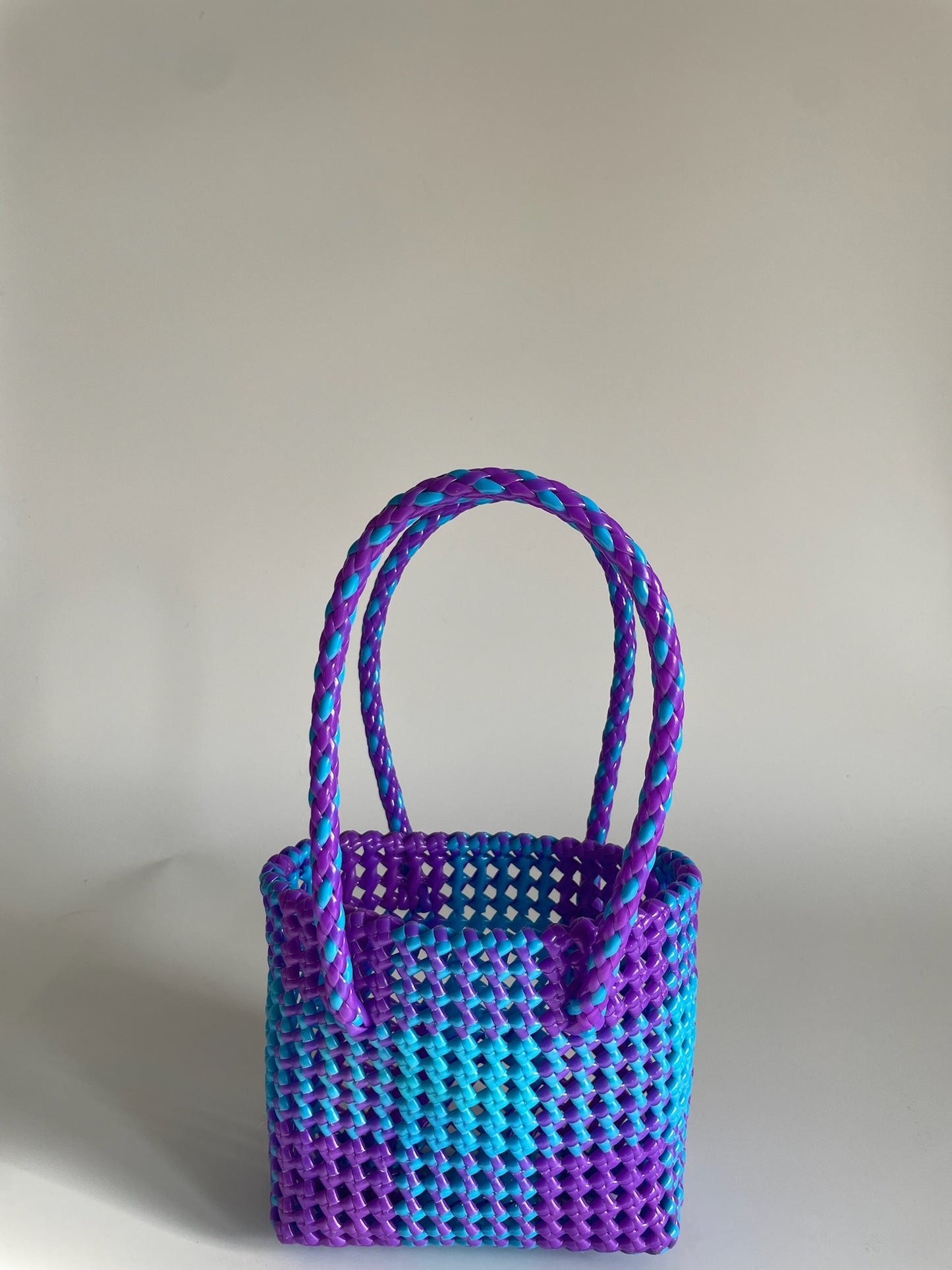N°4XS - SAC CABAS TRESSÉ MAIN - MINI - violet & bleu clair