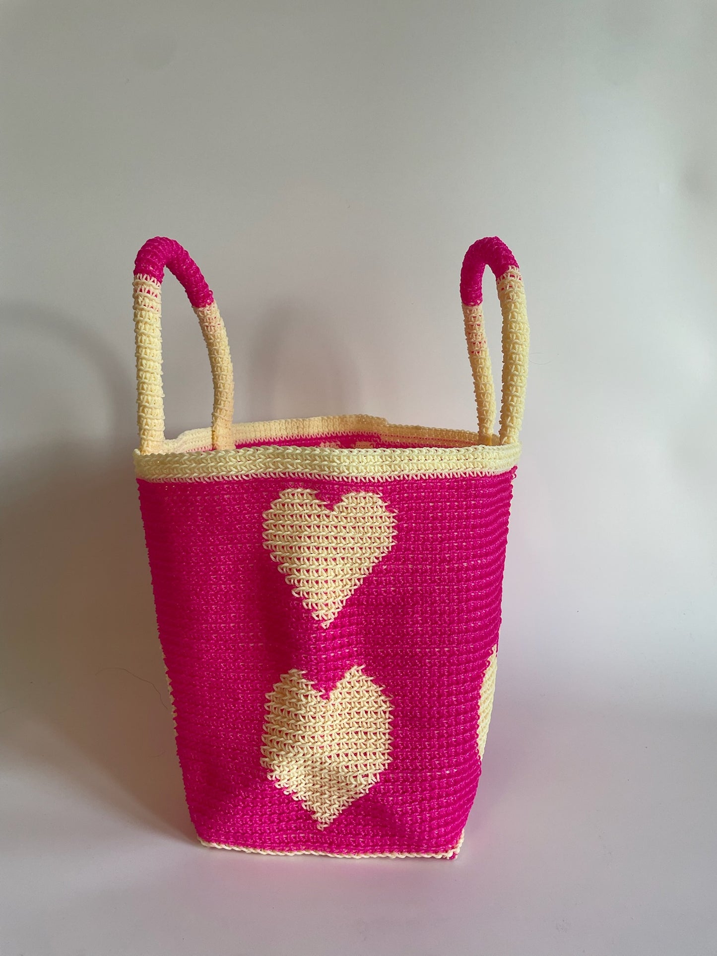 N°27SC - SAC CROCHET COEUR L - GRAND - rose fluo & crème