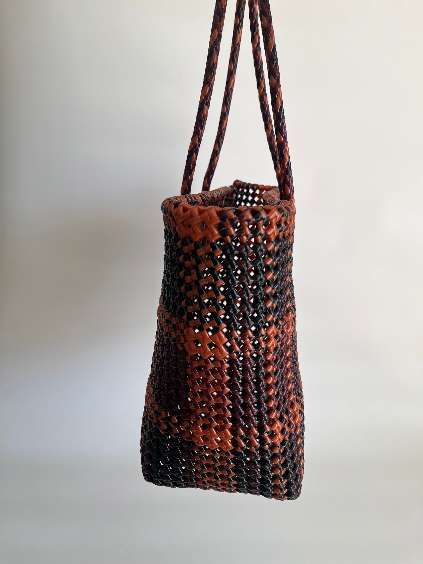 N°495L - SAC CABAS TRESSÉ MAIN - GRAND - multicolors