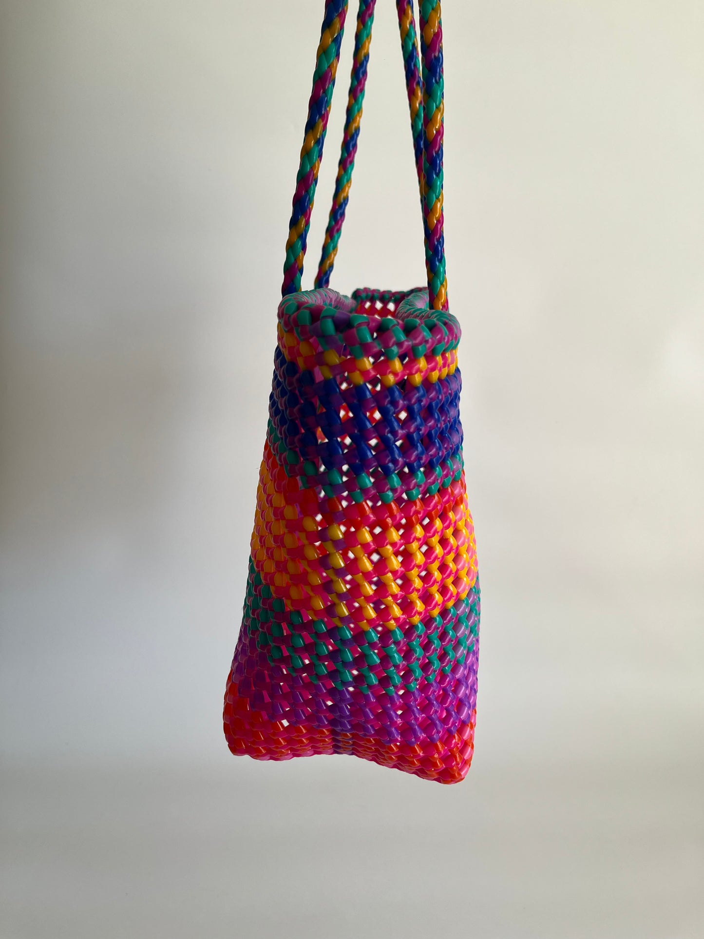 N°499M - SAC CABAS TRESSÉ MAIN - MOYEN - multicolors
