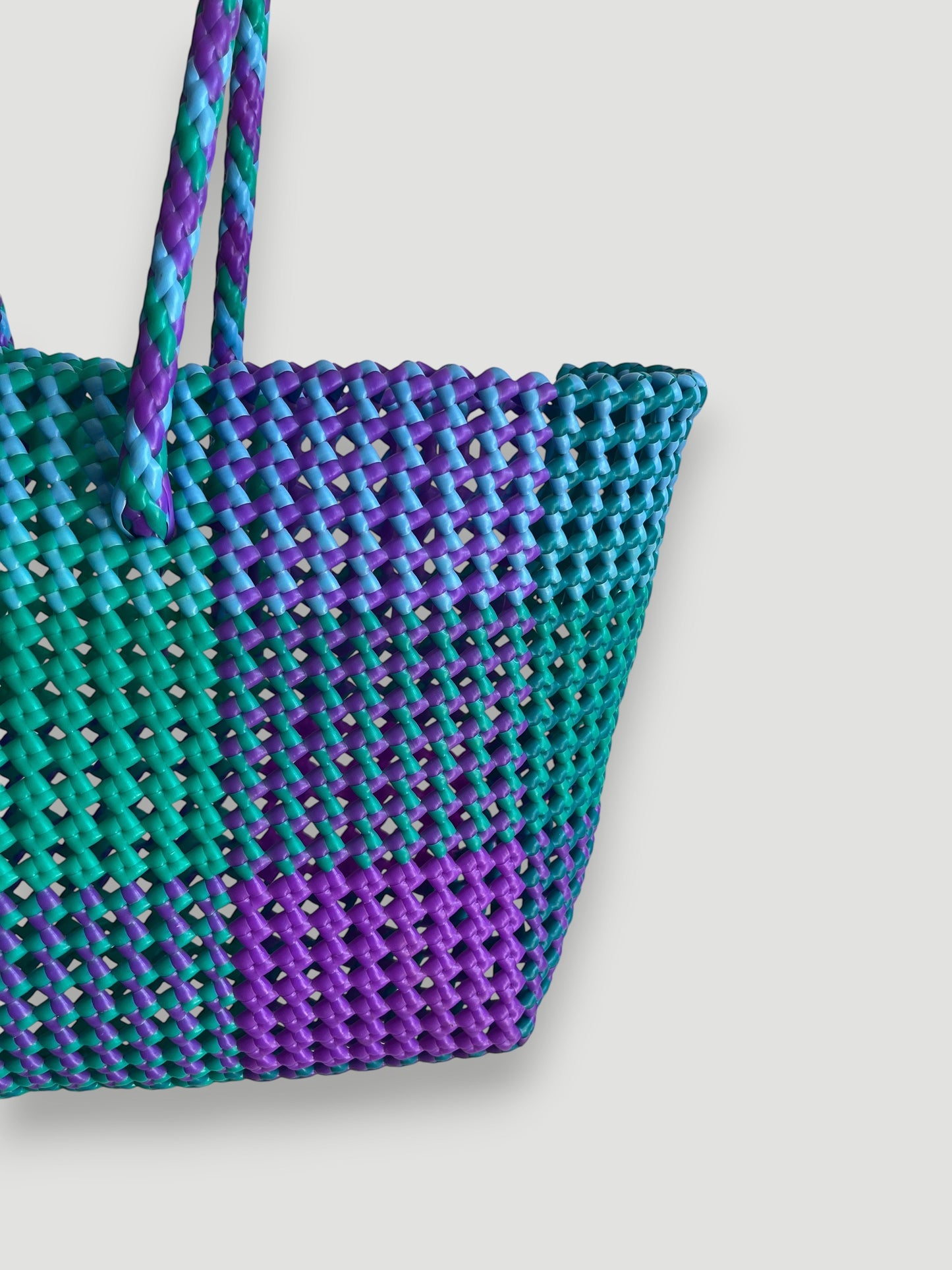 N°500M - SAC PANIER TRESSÉ MAIN - MOYEN - multicolors