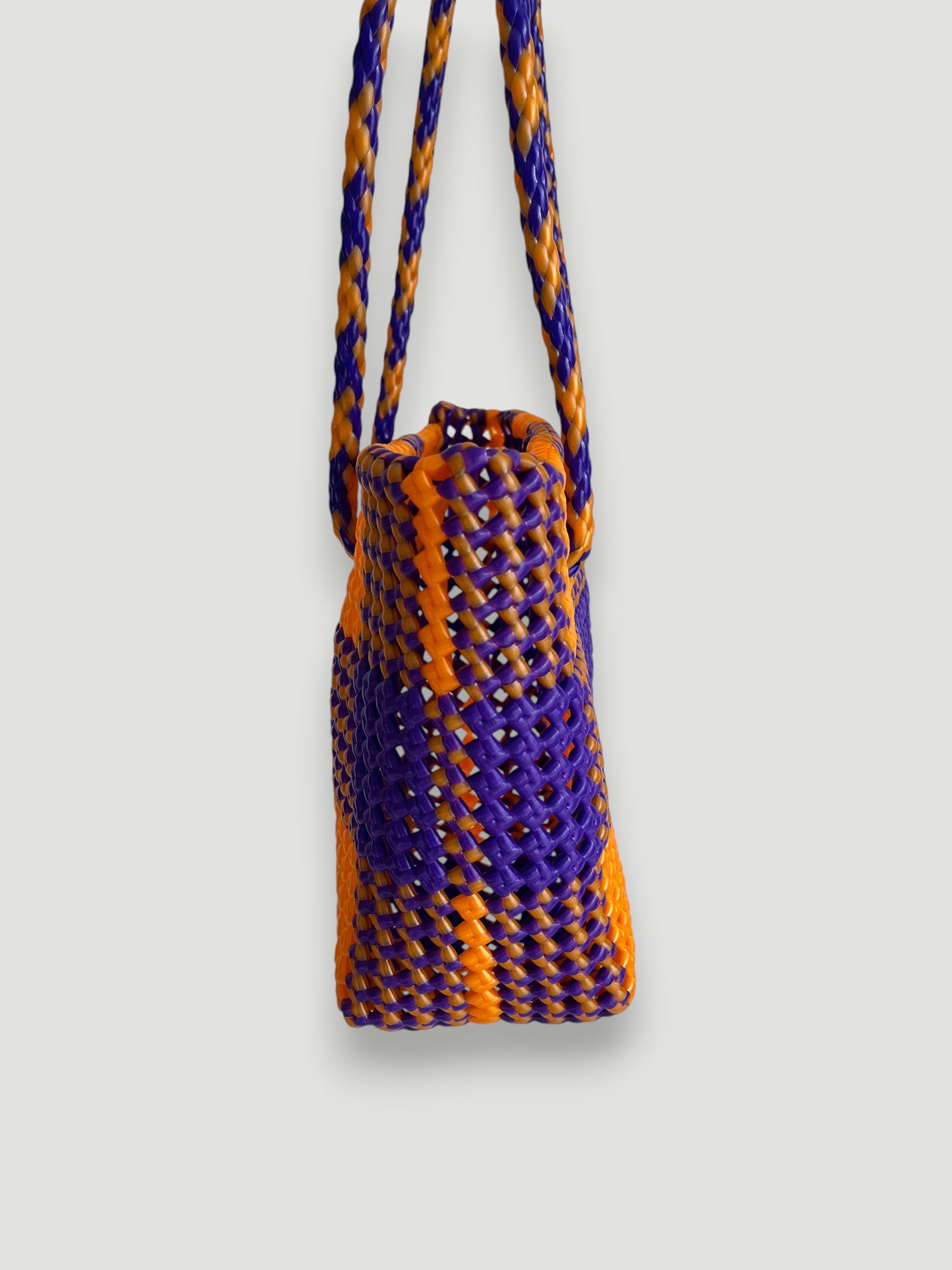 N°506S bis - SAC PANIER TRESSÉ MAIN - PETIT - violet foncé & doré