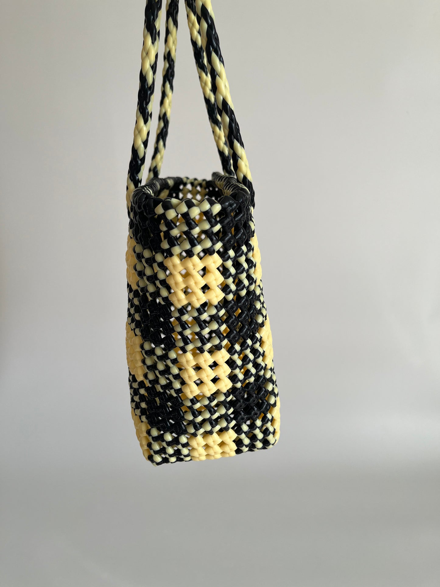 N°35S bis - SAC PANIER TRESSÉ MAIN - PETIT - noir & crème