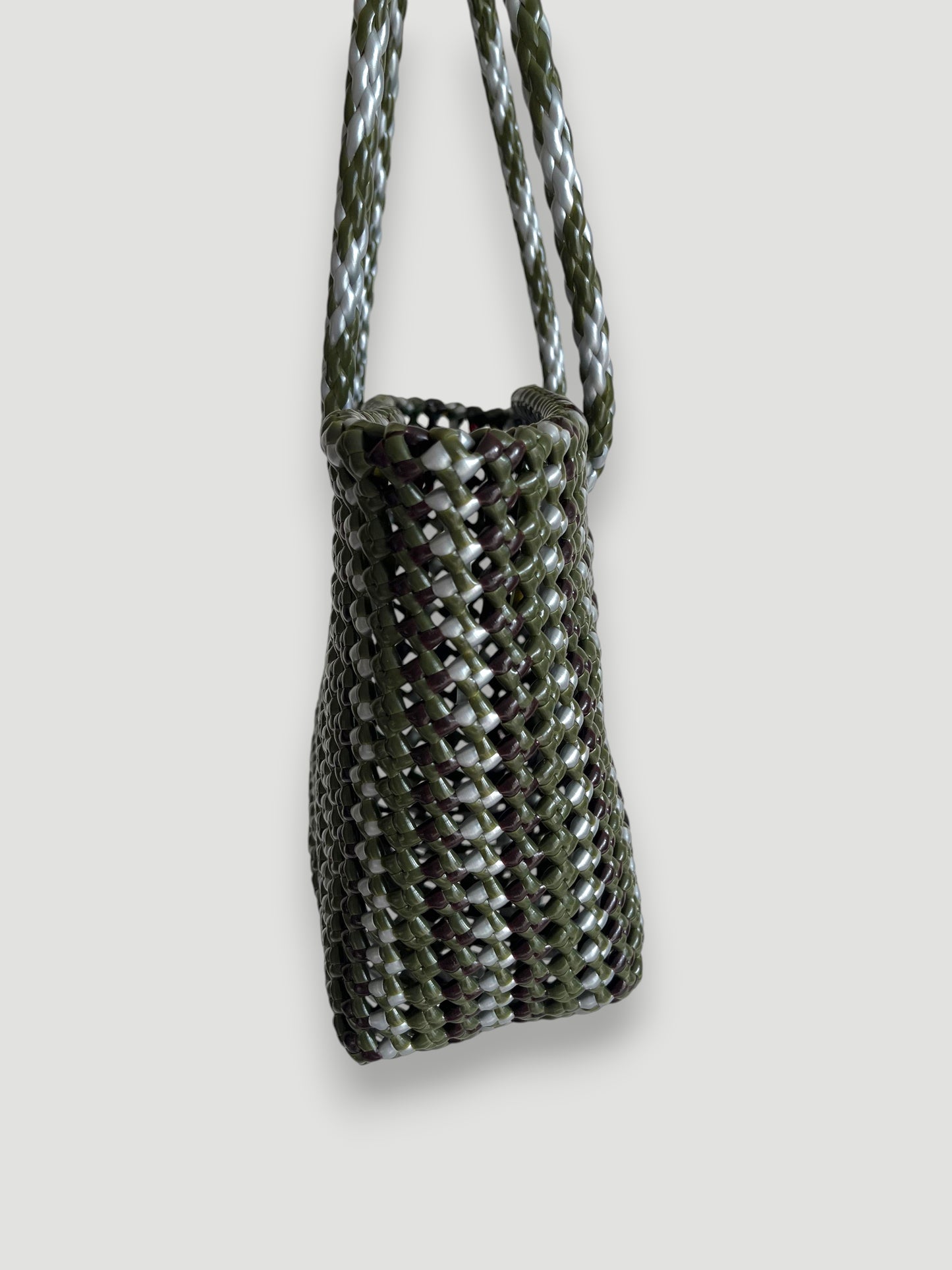 No. 255S - Hand-braided basket bag - small - multicoloured