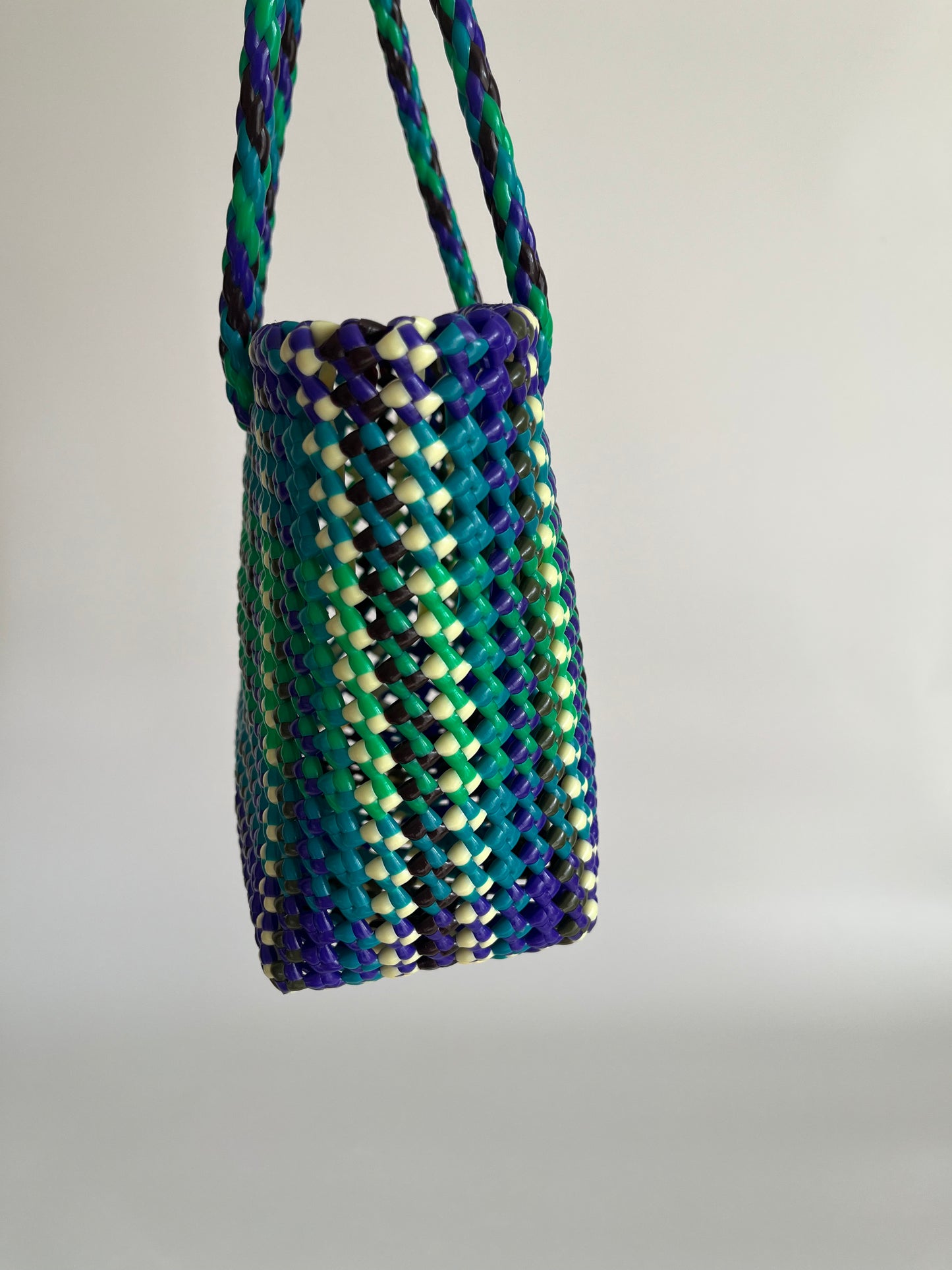 N°509S - SAC PANIER TRESSÉ MAIN - PETIT - multicolors