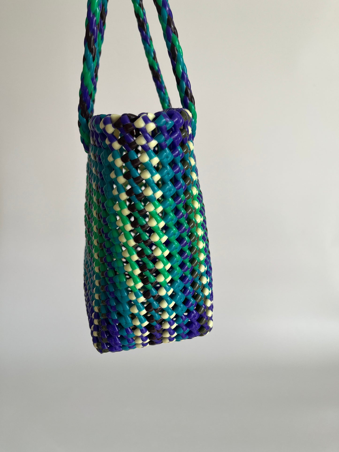 N°509S - SAC PANIER TRESSÉ MAIN - PETIT - multicolors