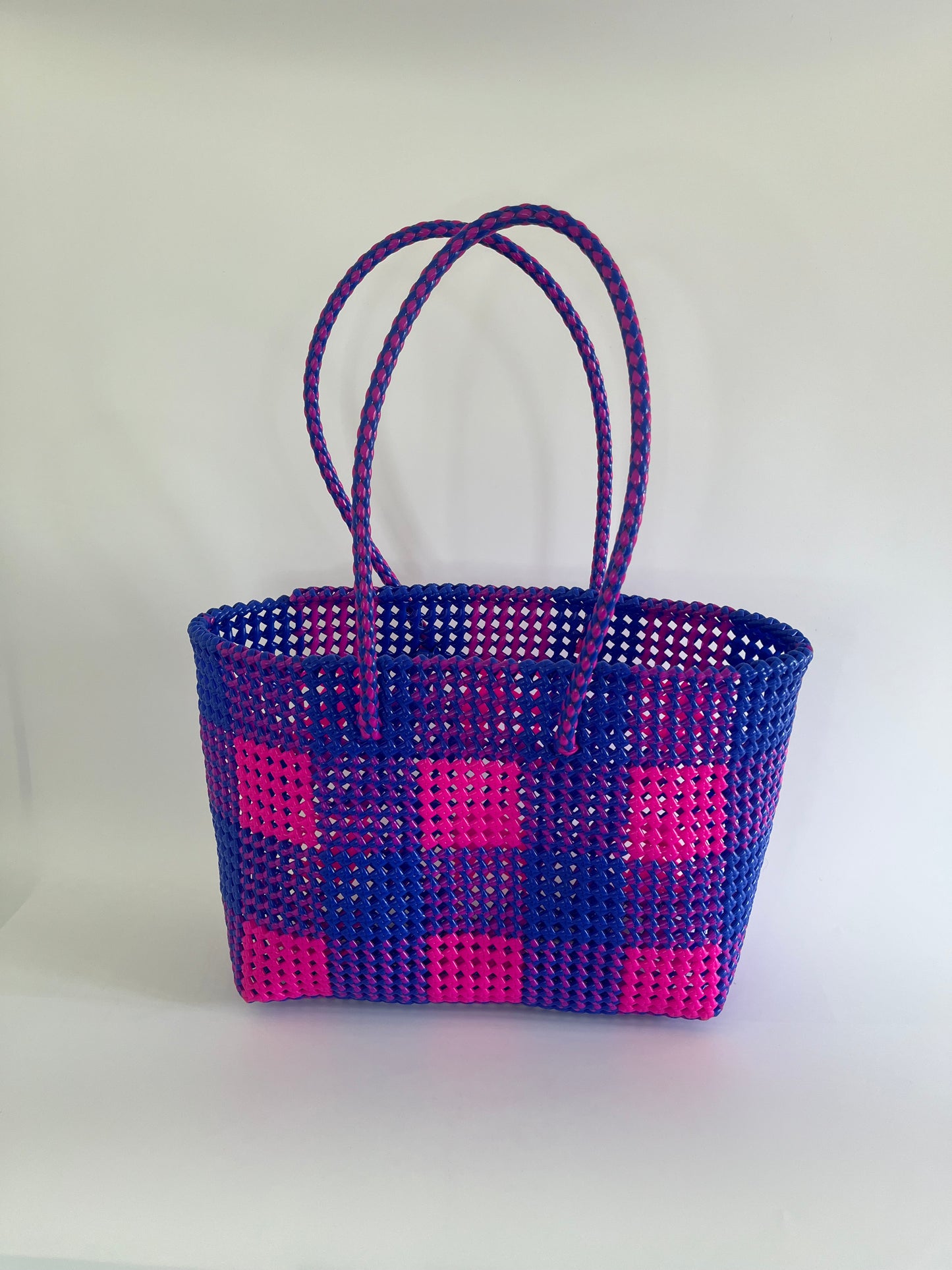 N°15L - SAC CABAS TRESSÉ MAIN - GRAND - rose fluo & bleu foncé