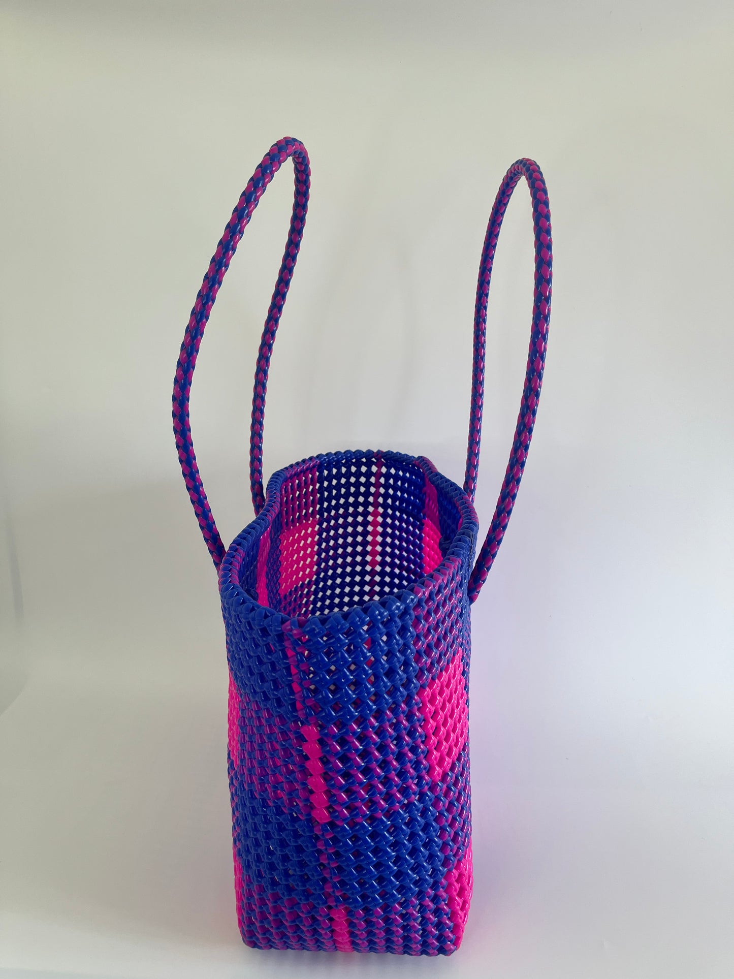 N°15L - SAC CABAS TRESSÉ MAIN - GRAND - rose fluo & bleu foncé
