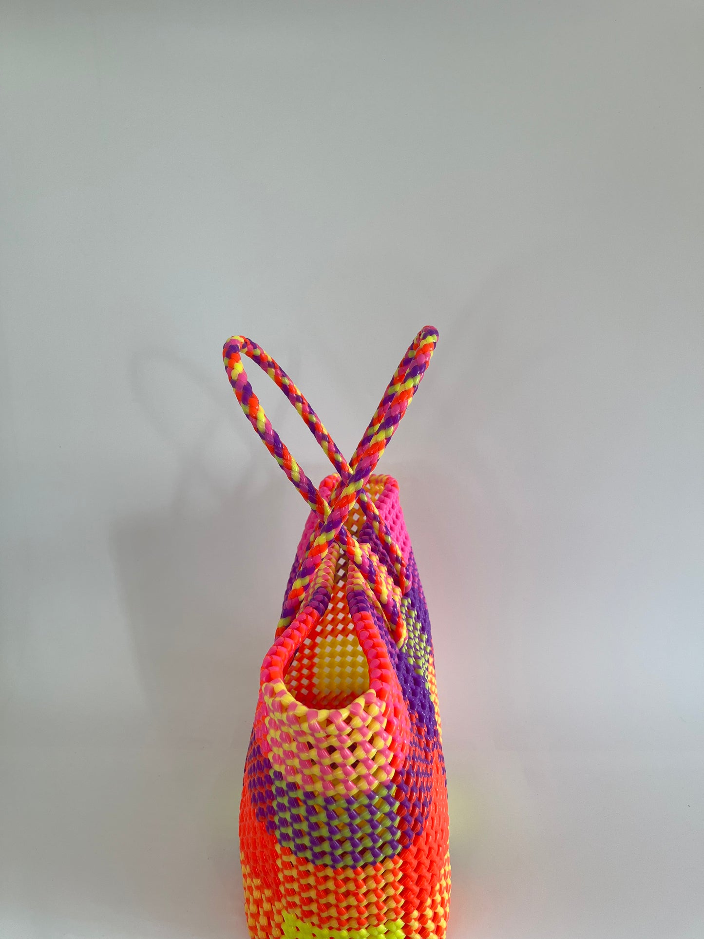 N°327M - SAC CABAS TRESSÉ MAIN - MOYEN - multicolors