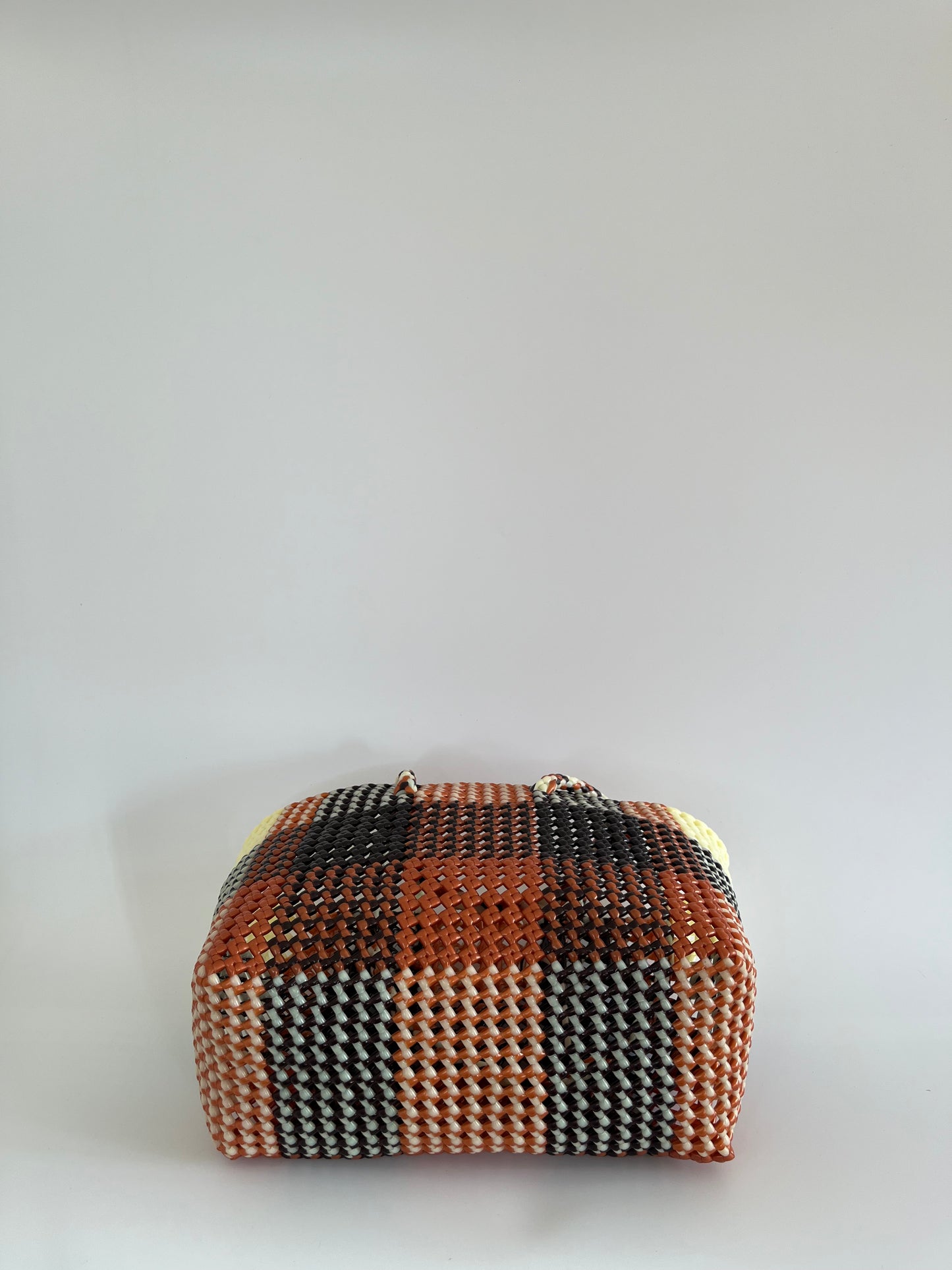 N°329M - SAC CABAS TRESSÉ MAIN - MOYEN - multicolors