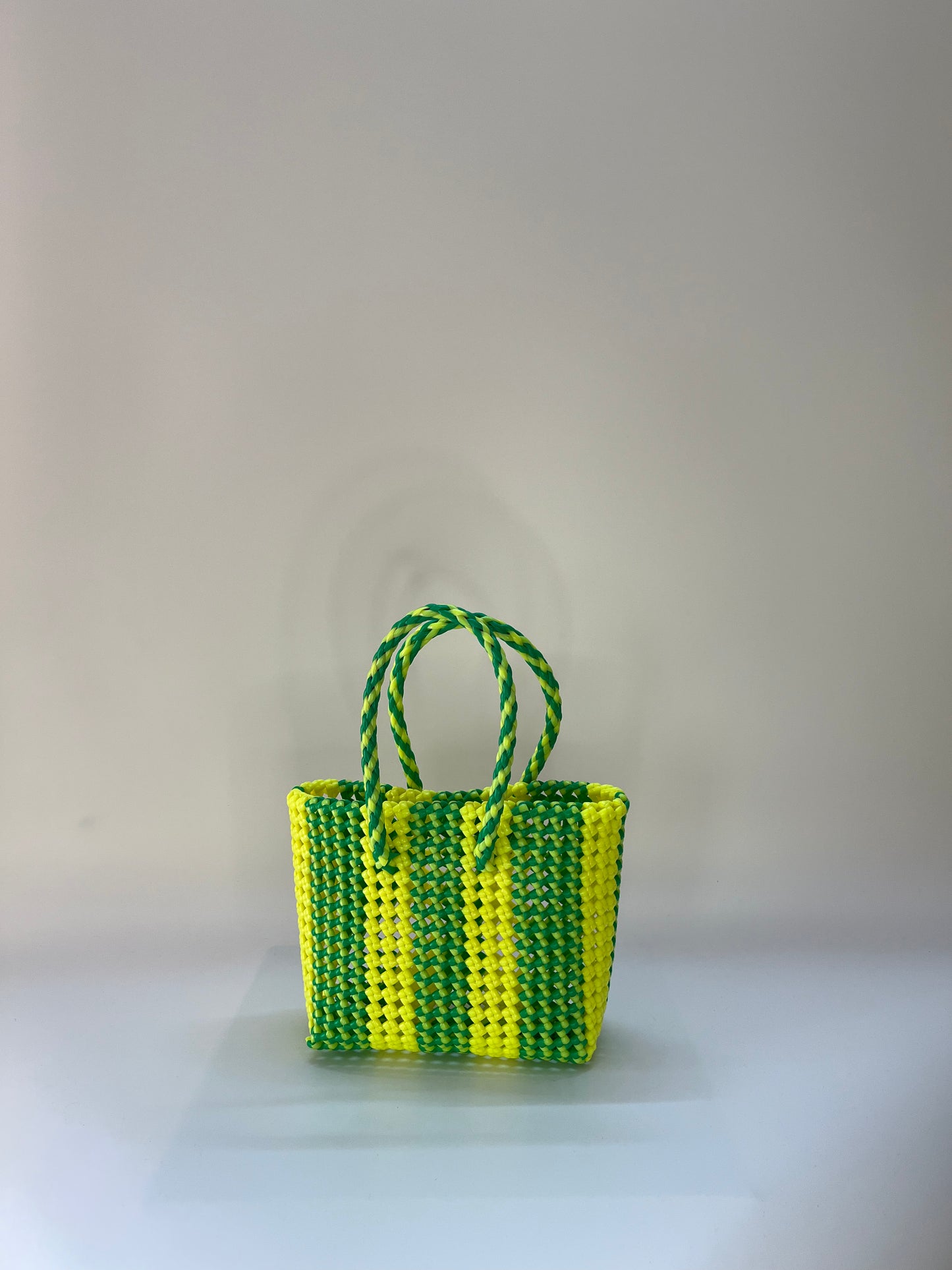 N°128XS - SAC CABAS TRESSÉ MAIN - MINI - vert & jaune fluo