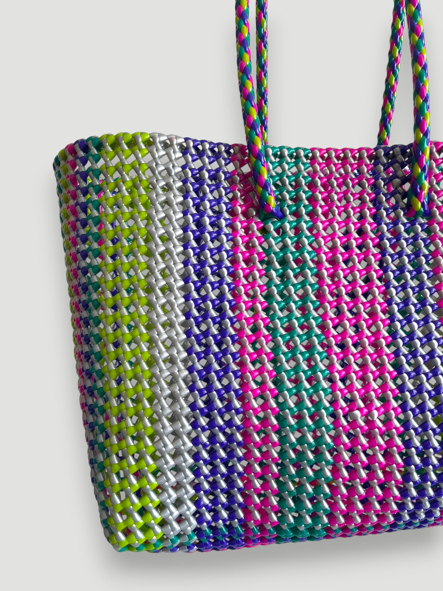 N°416L - SAC PANIER TRESSÉ MAIN - GRAND - multicolors