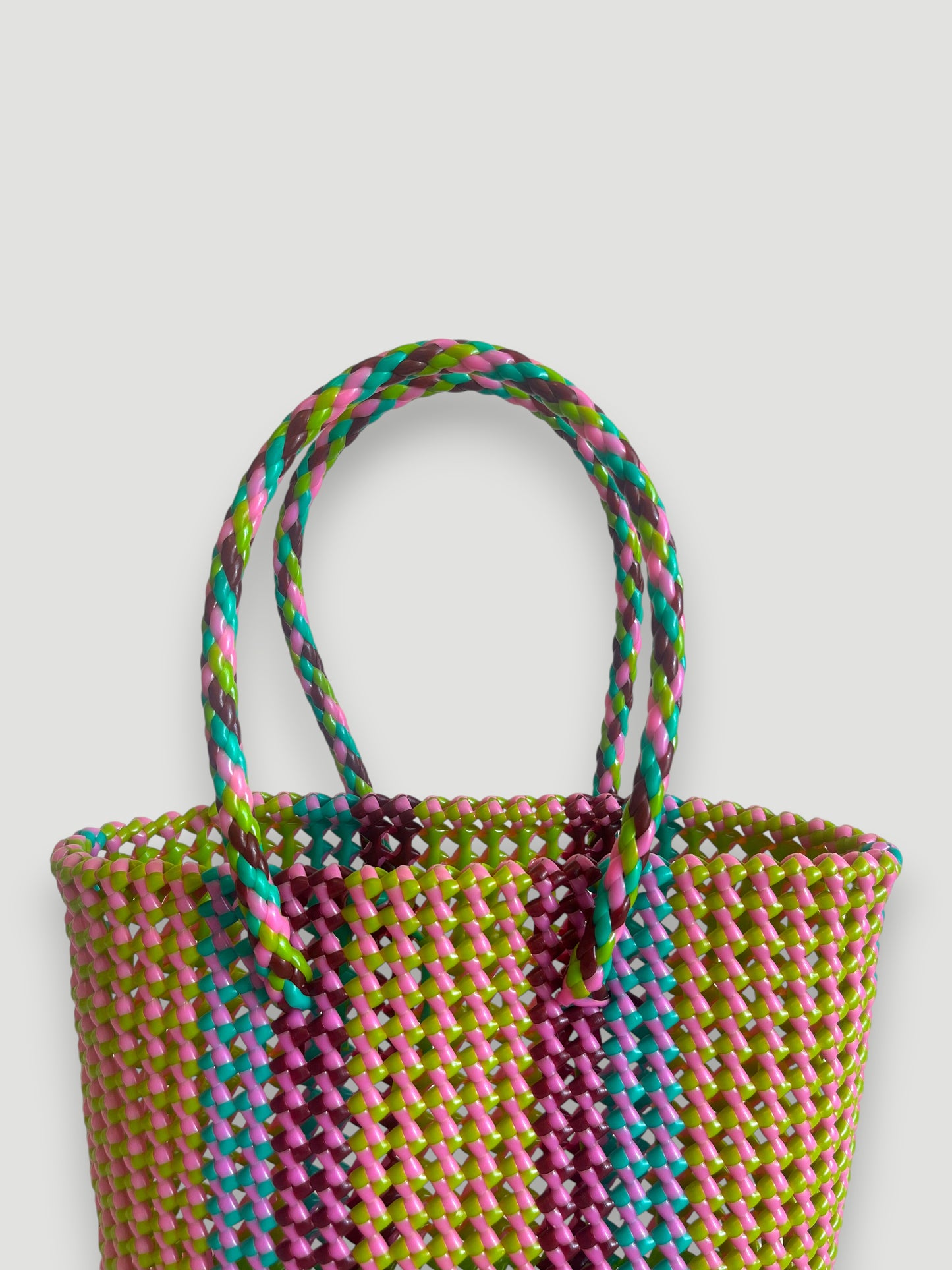 N°241S - SAC PANIER TRESSÉ MAIN - PETIT - multicolors