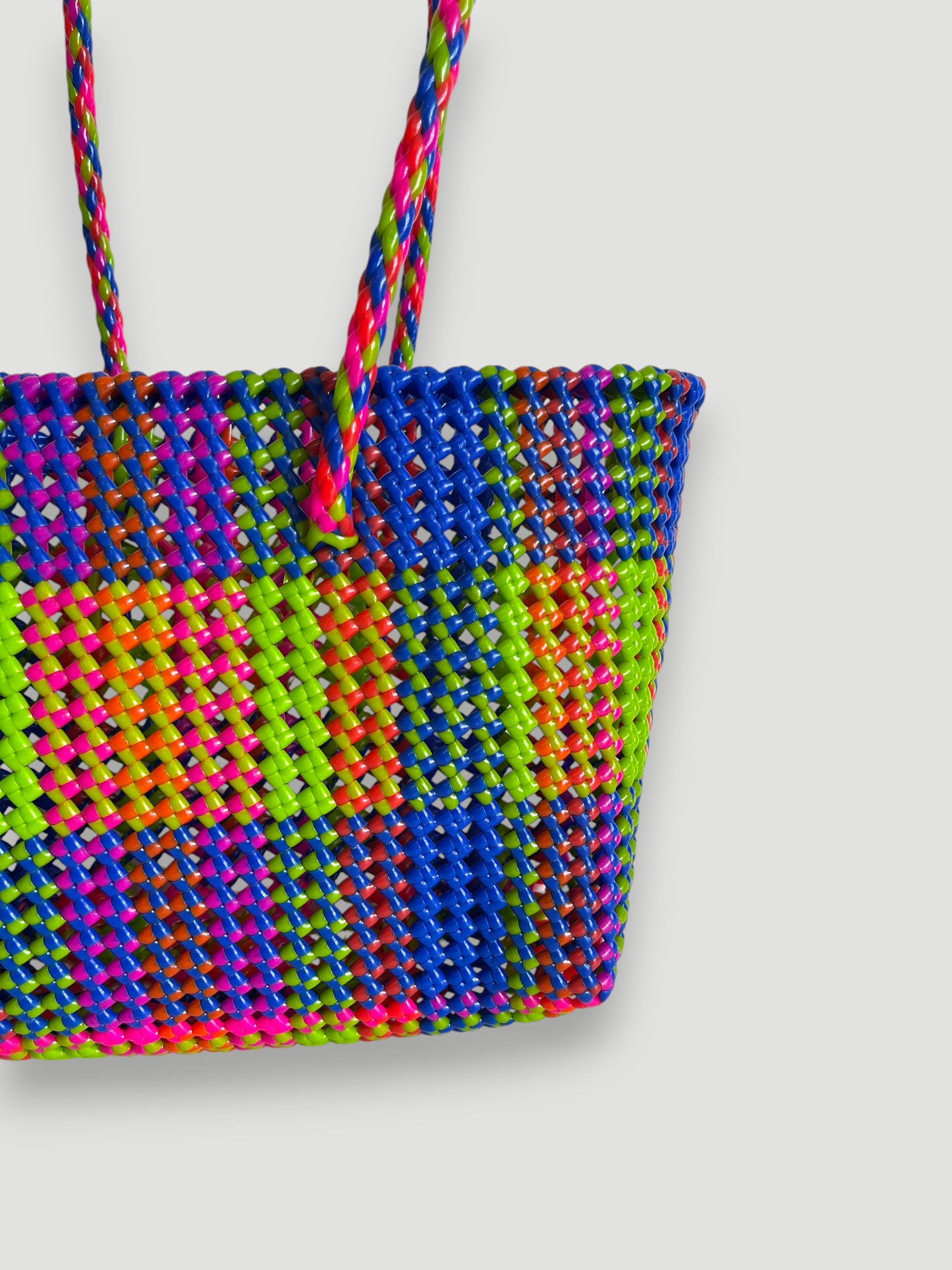 N°472M - SAC PANIER TRESSÉ MAIN - MOYEN - multicolors