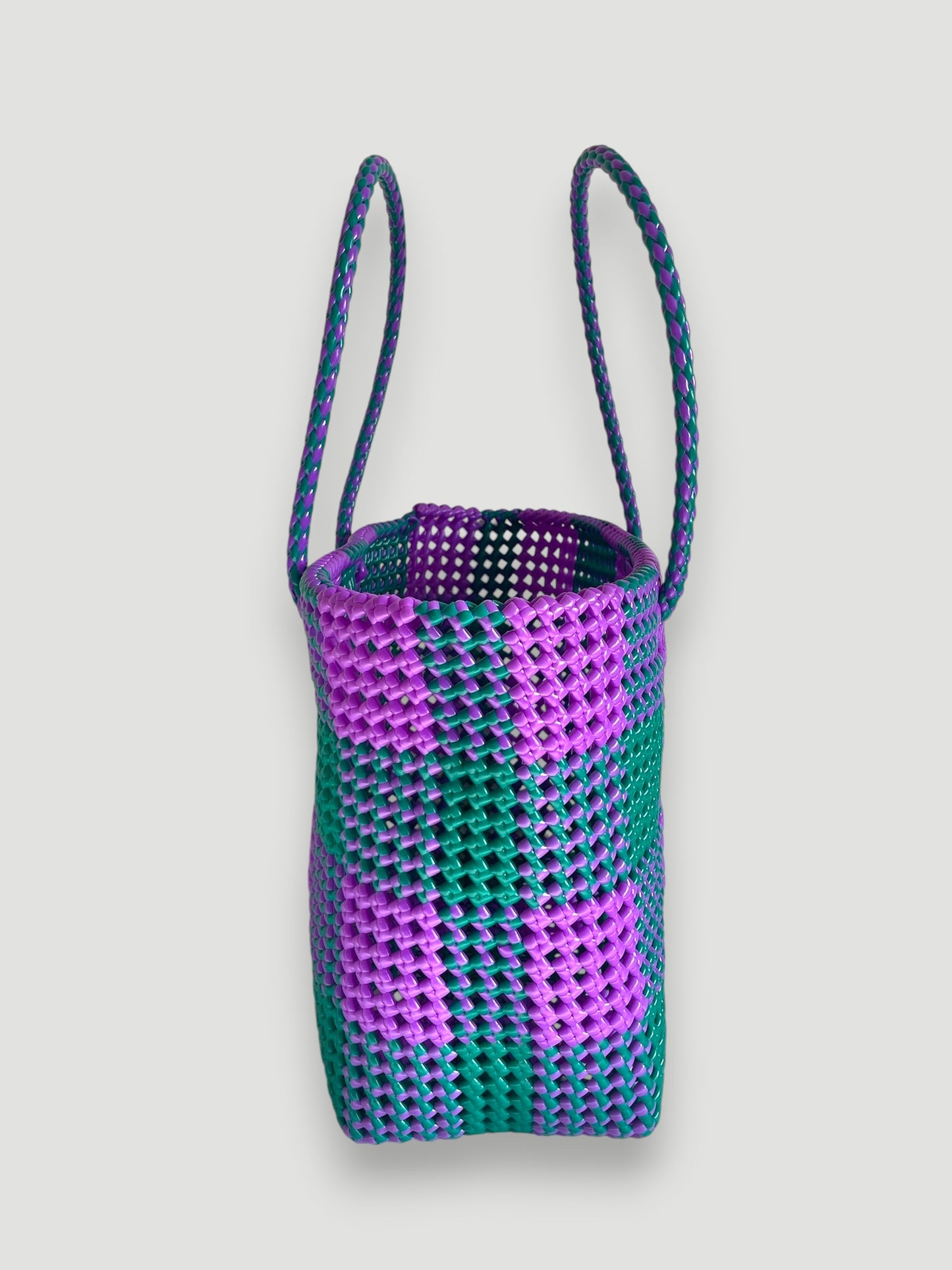 N°91L - SAC PANIER TRESSÉ MAIN - GRAND - violet & vert foncé