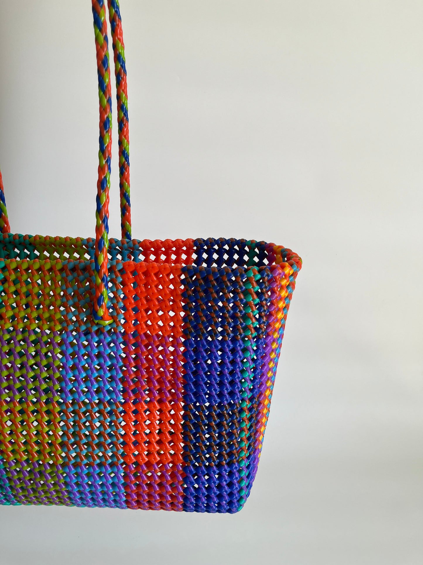 N°494XL - SAC PANIER TRESSÉ MAIN - MAXI - multicolors