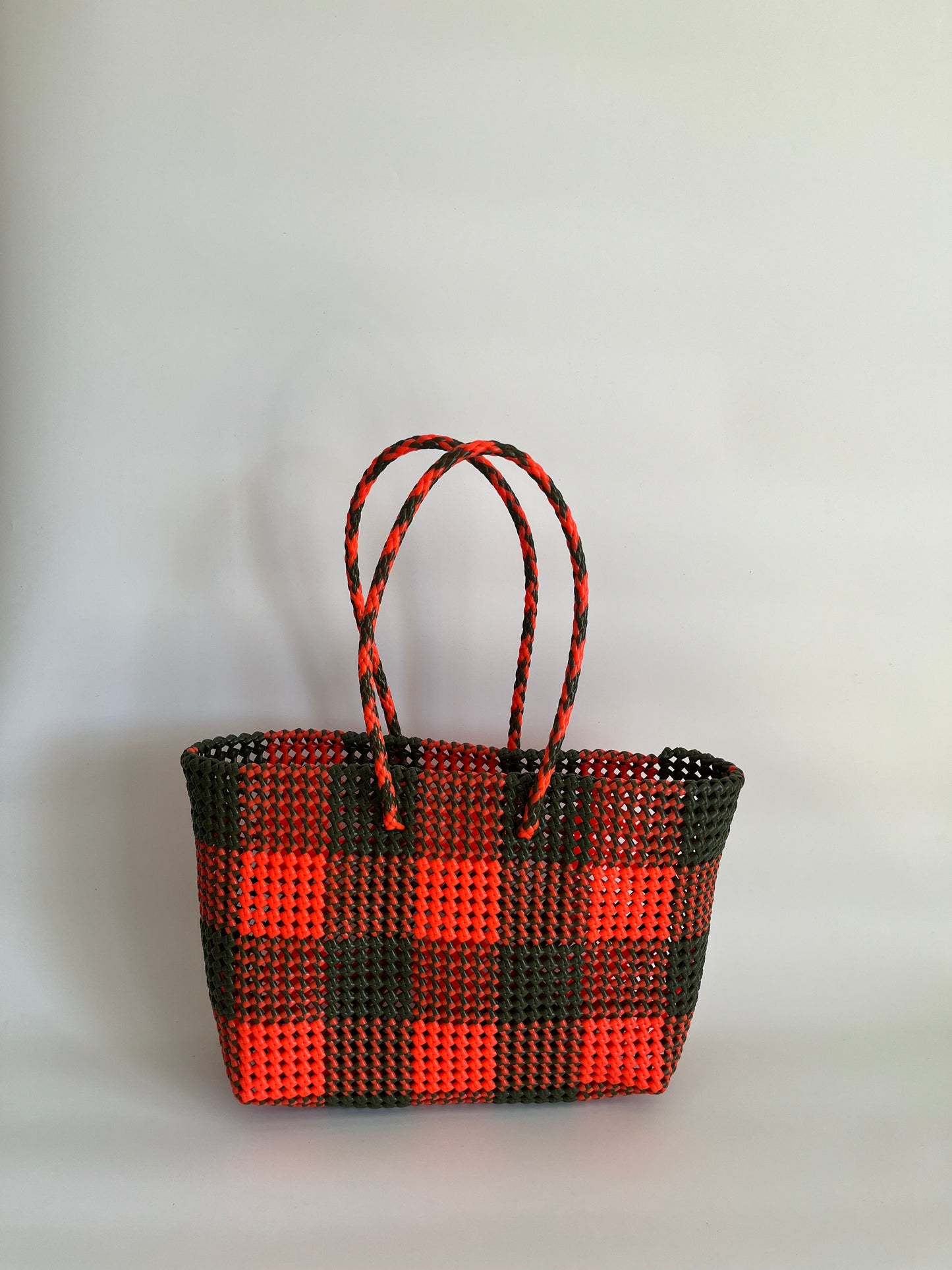 No. 496L - Hand-woven basket bag - large - khaki &amp; fluorescent orange