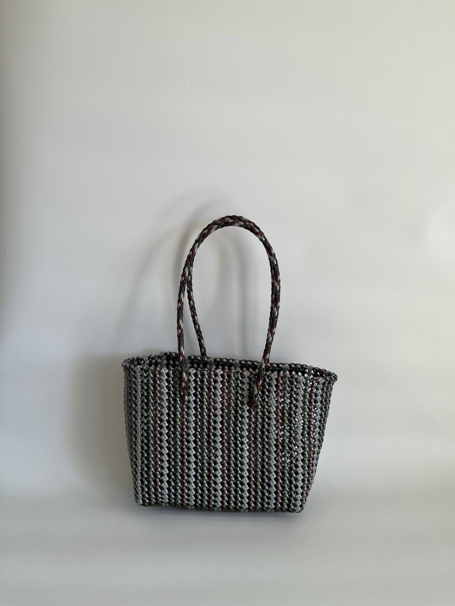 N°503M - SAC PANIER TRESSÉ MAIN - MOYEN - multicolors