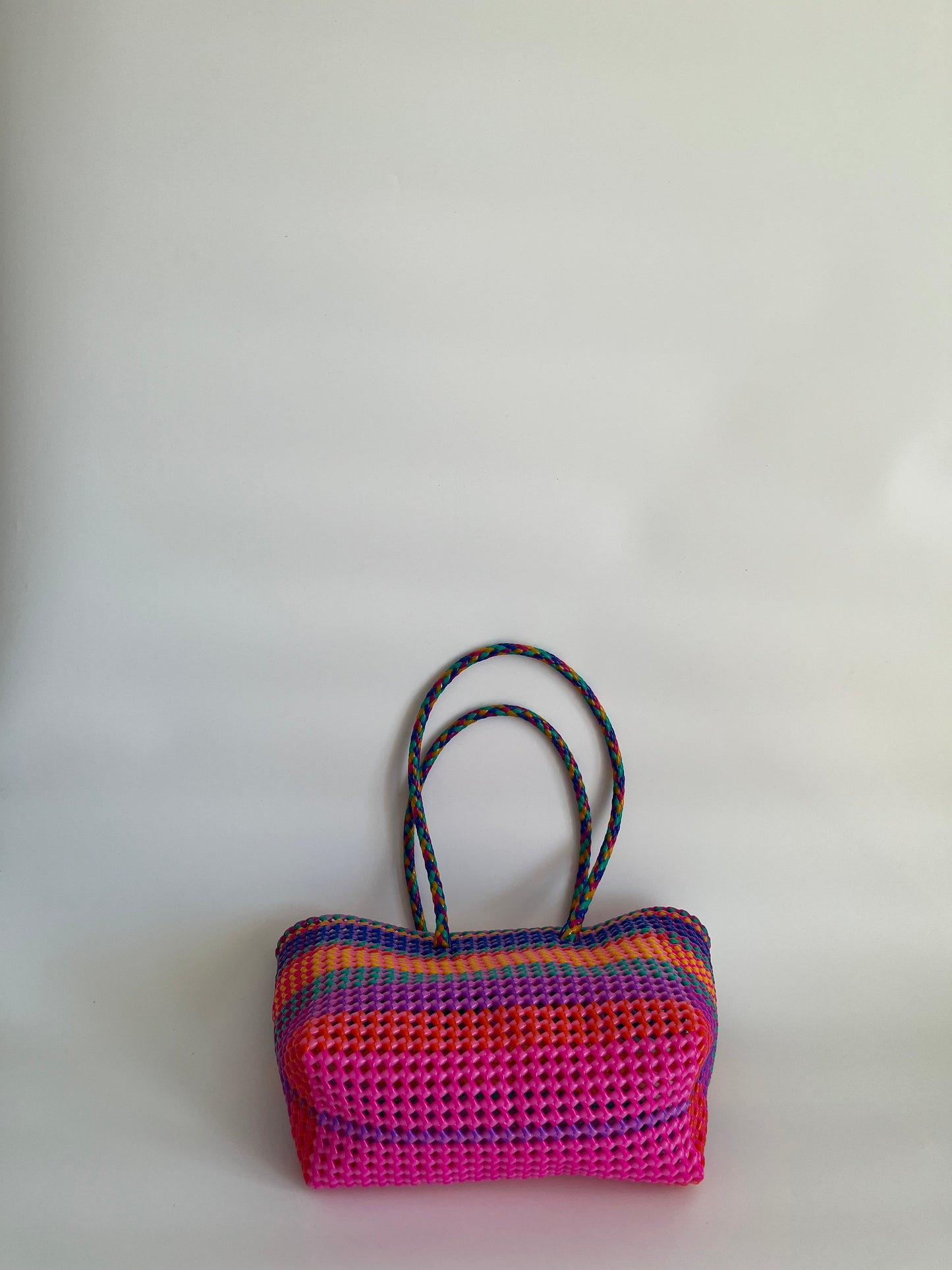 N°499M - SAC PANIER TRESSÉ MAIN - MOYEN - multicolors