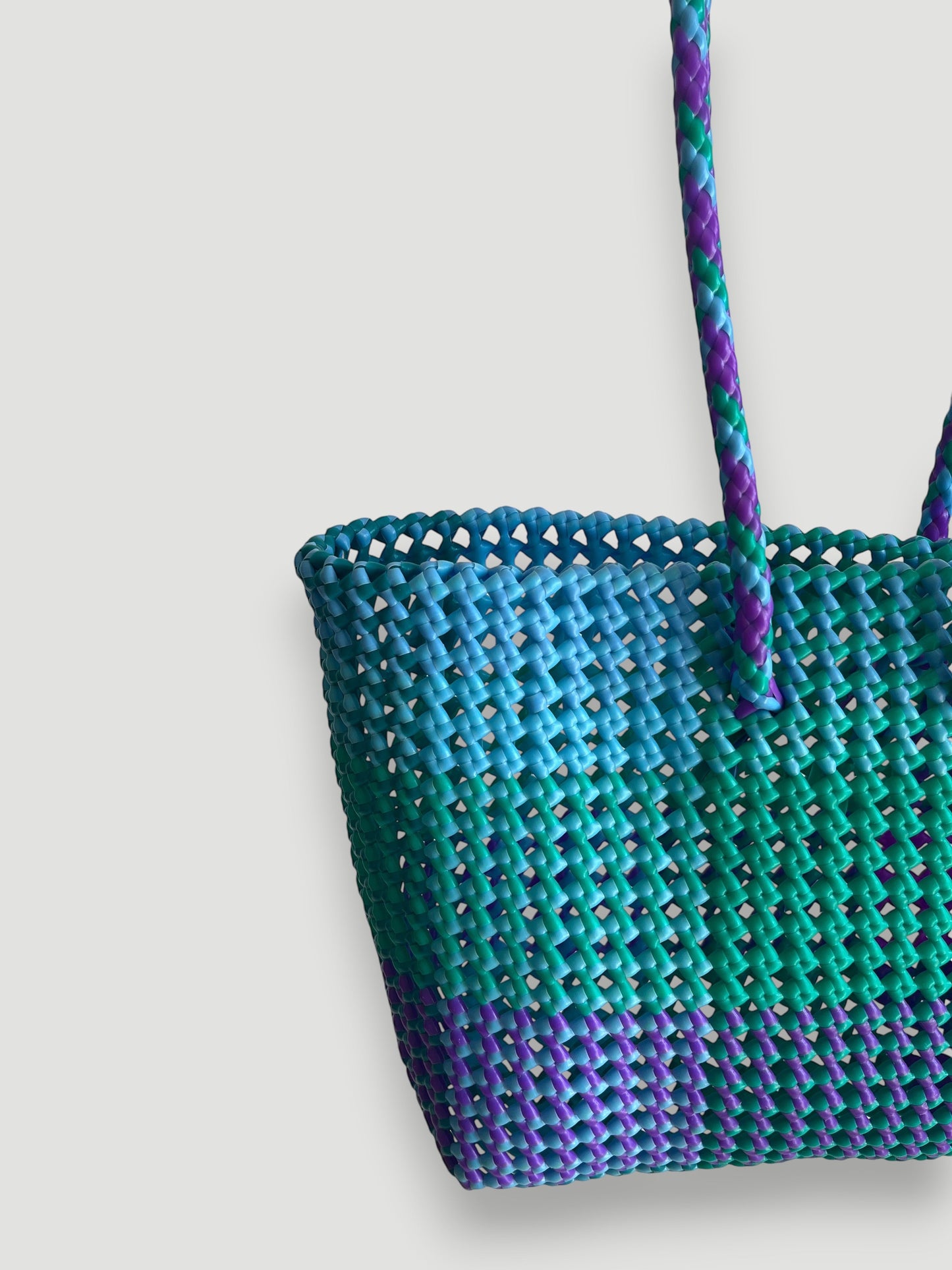 N°500M - SAC PANIER TRESSÉ MAIN - MOYEN - multicolors
