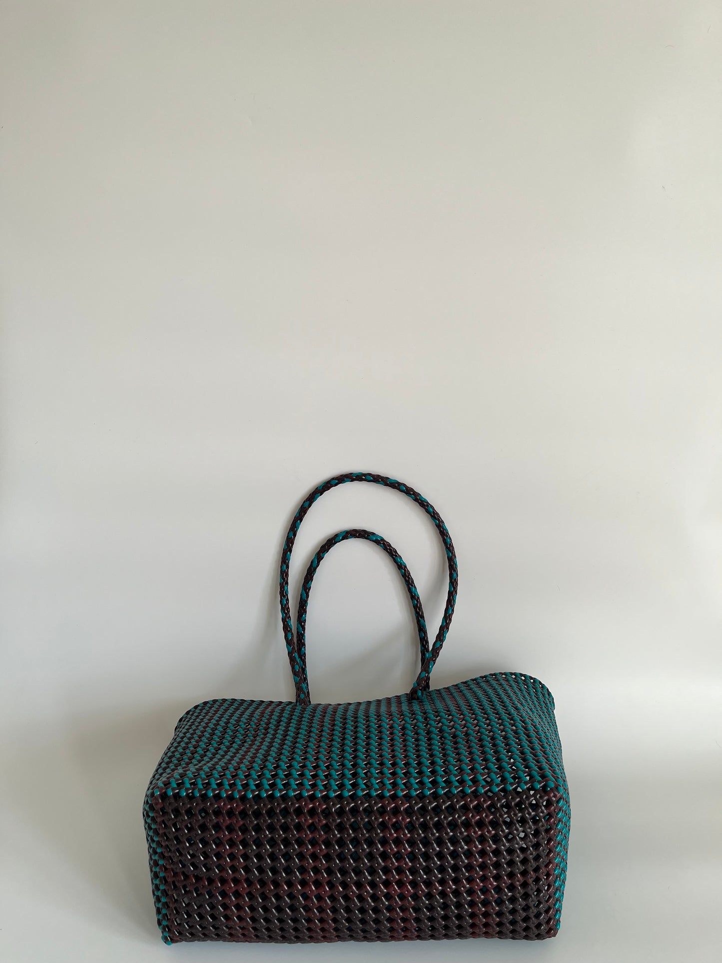 N°306L - SAC PANIER TRESSÉ MAIN - GRAND - multicolors